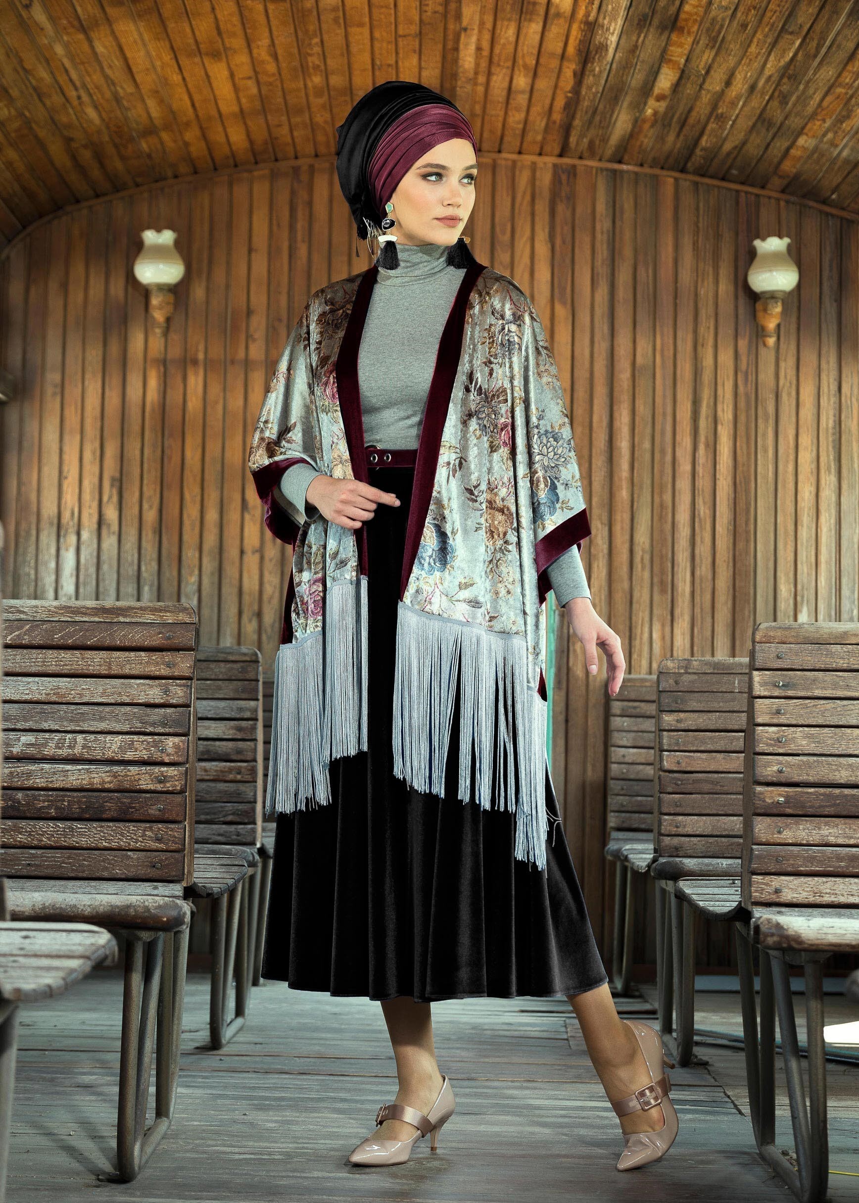 Tesettür giyim SİYAH KLOŞ KADİFE ETEK 6104