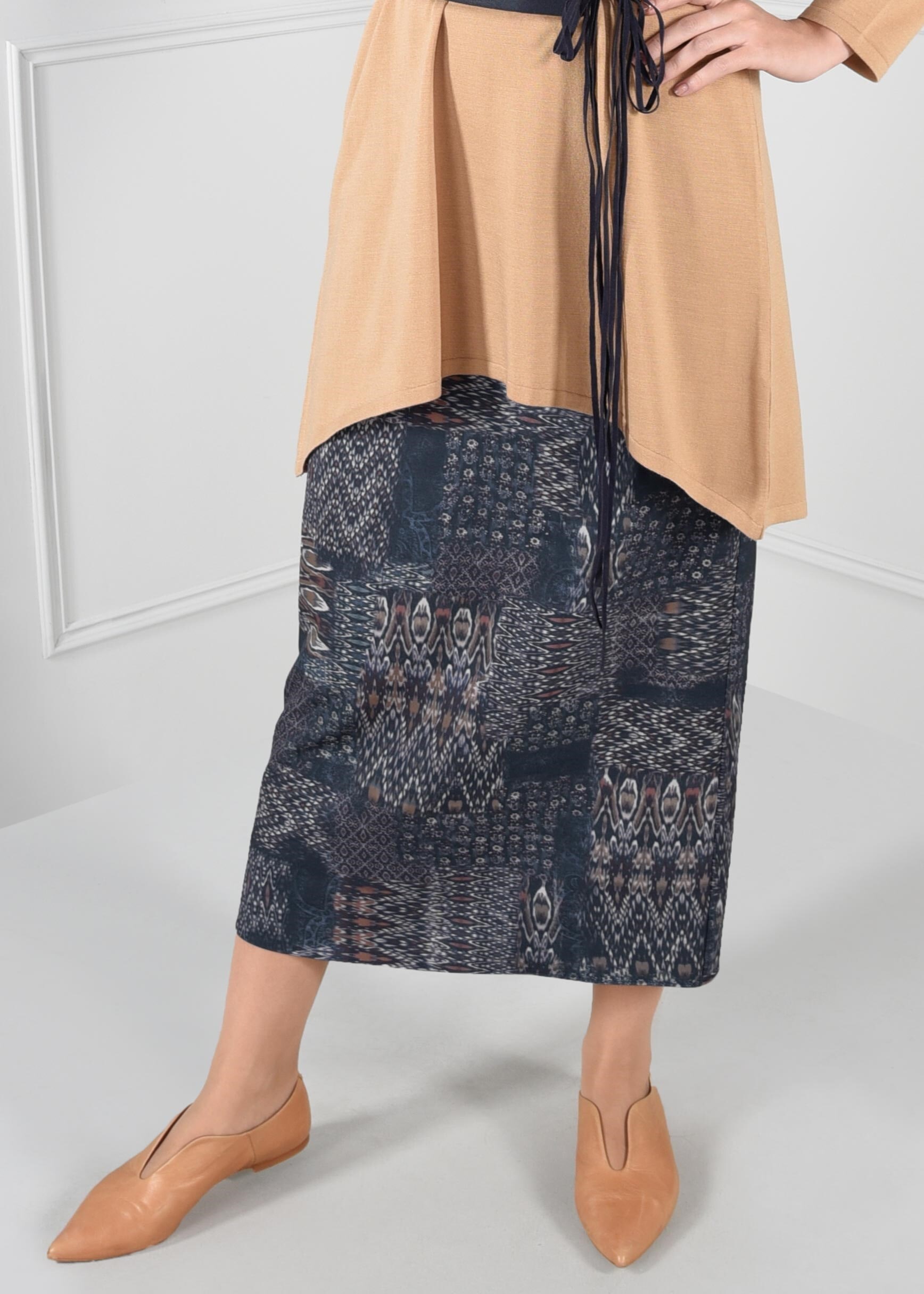 Tesettür giyim LACİVERT YÜKSEK BEL DESENLİ ETEK 6105