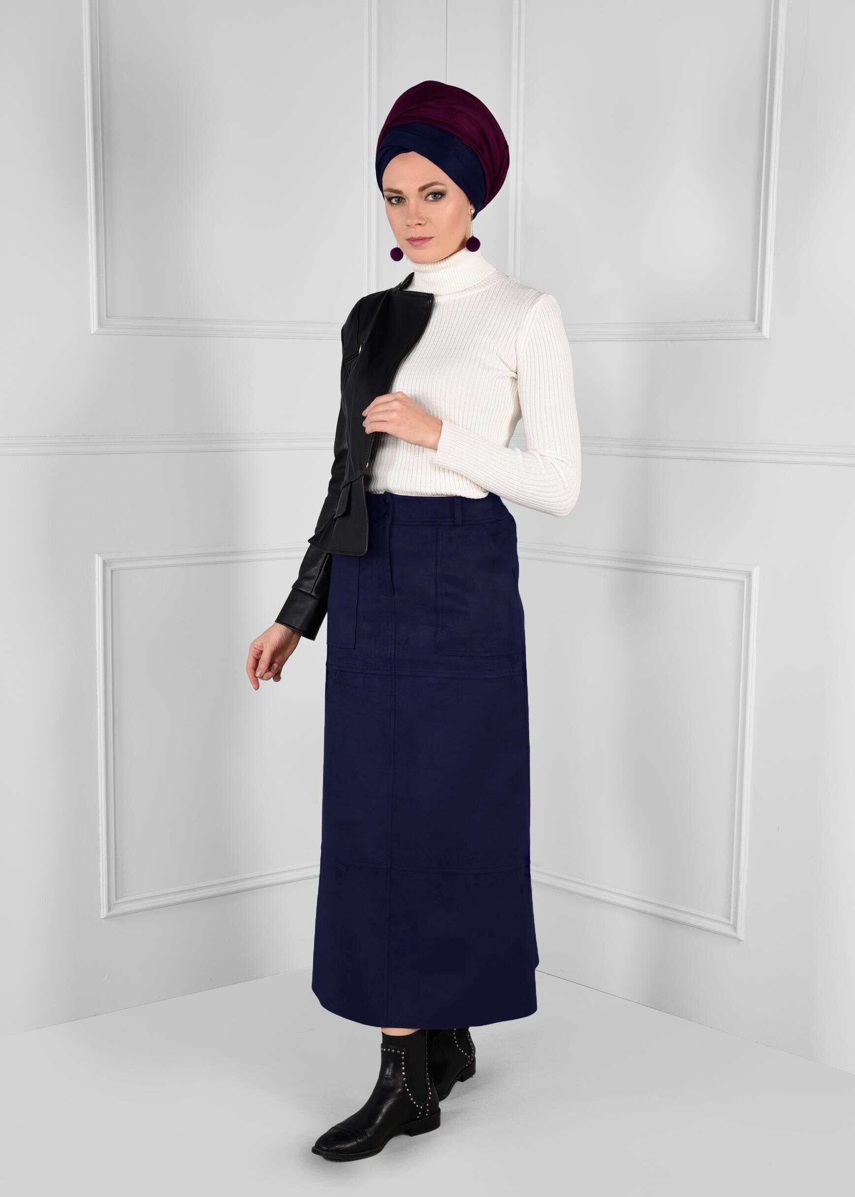 Tesettür giyim LACİVERT CEPLİ DÜĞMELİ SÜET ETEK 6108