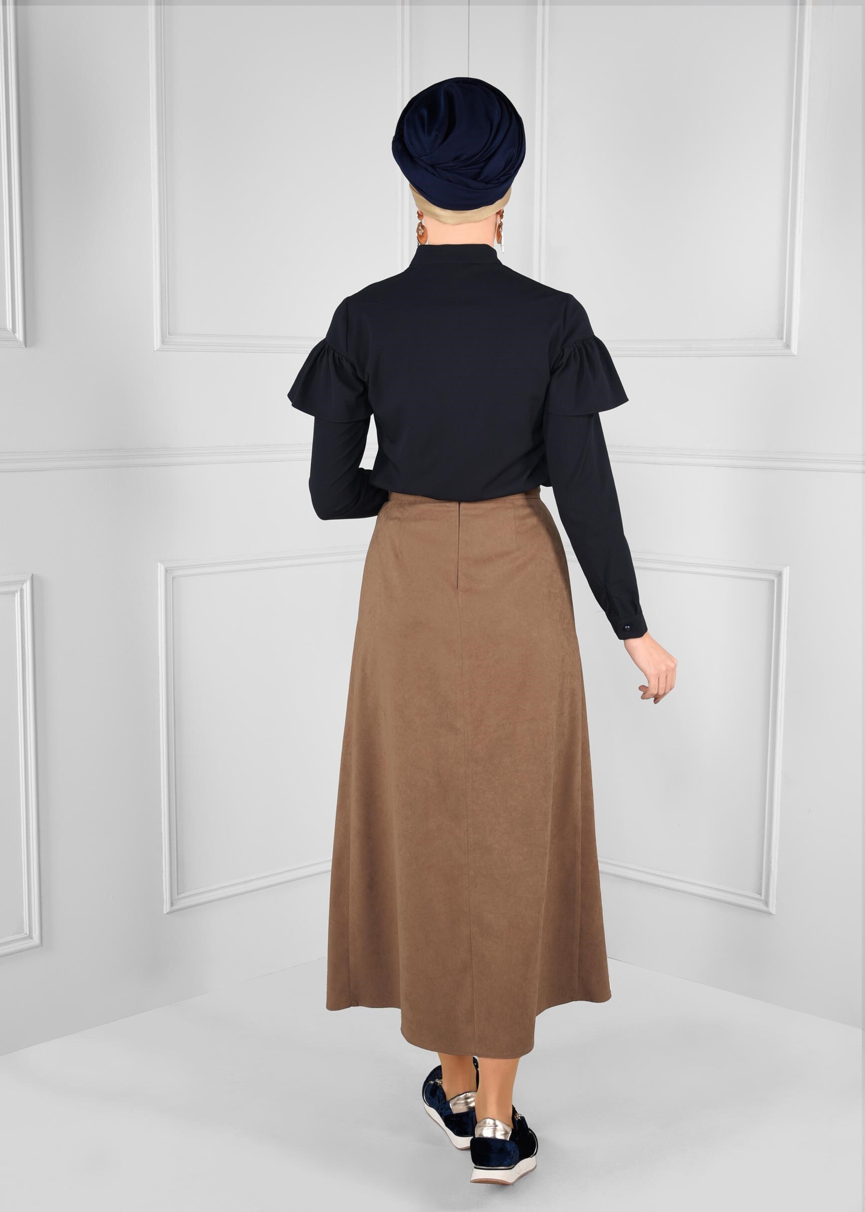 Tesettür giyim BEJ CEP DETAYLI KLOŞ SÜET ETEK 6111