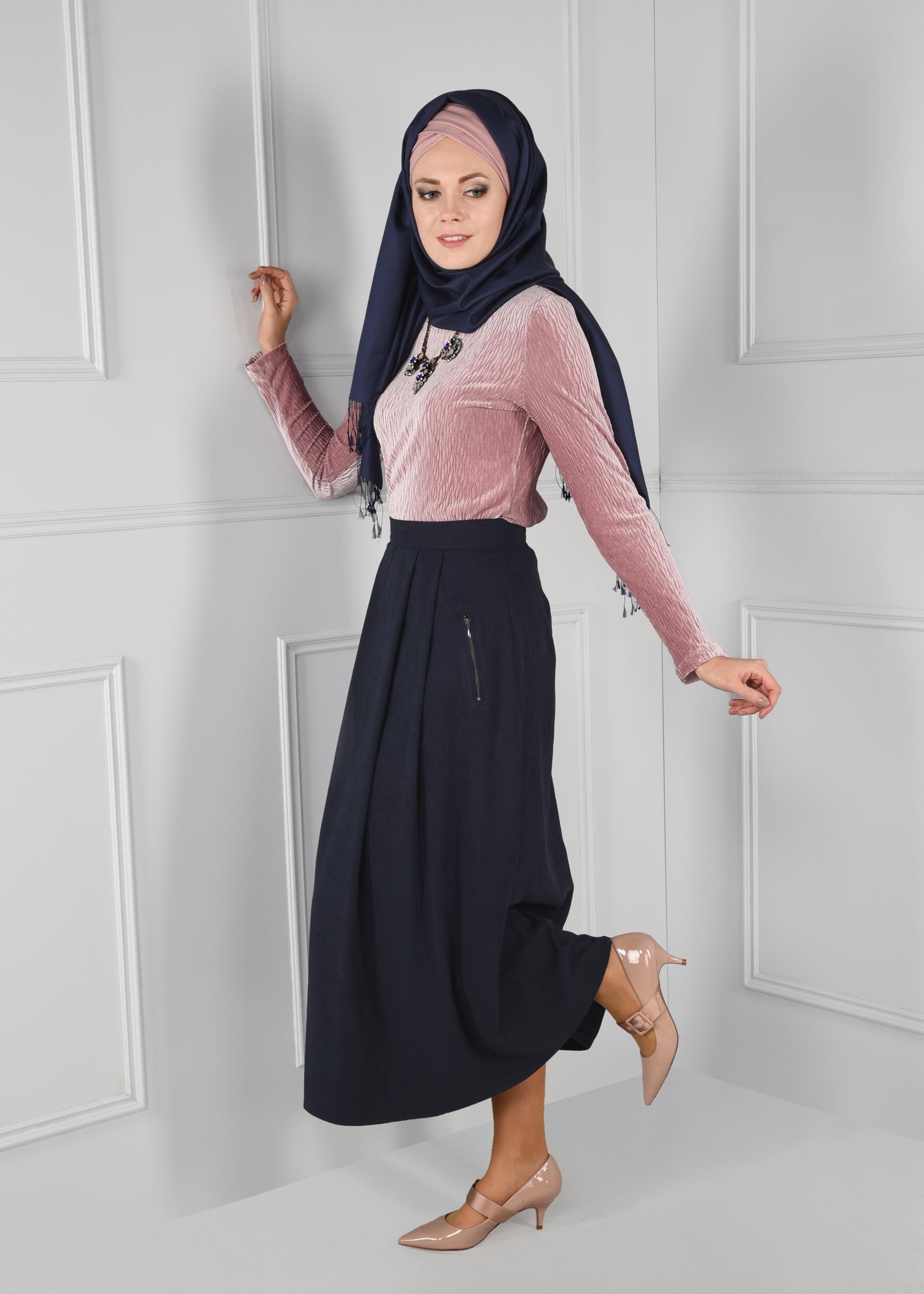 Tesettür giyim LACİVERT CEP DETAYLI KLOŞ SÜET ETEK 6111