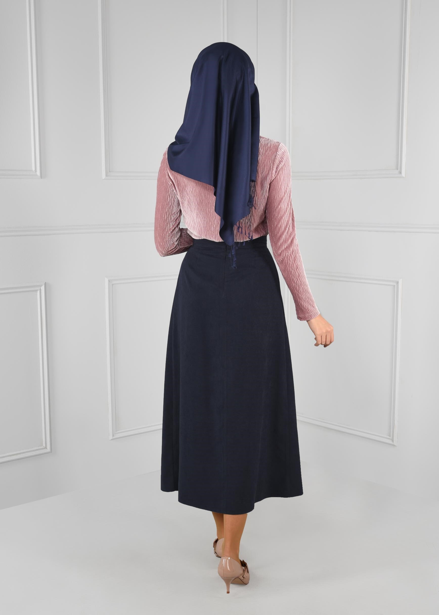 Tesettür giyim LACİVERT CEP DETAYLI KLOŞ SÜET ETEK 6111