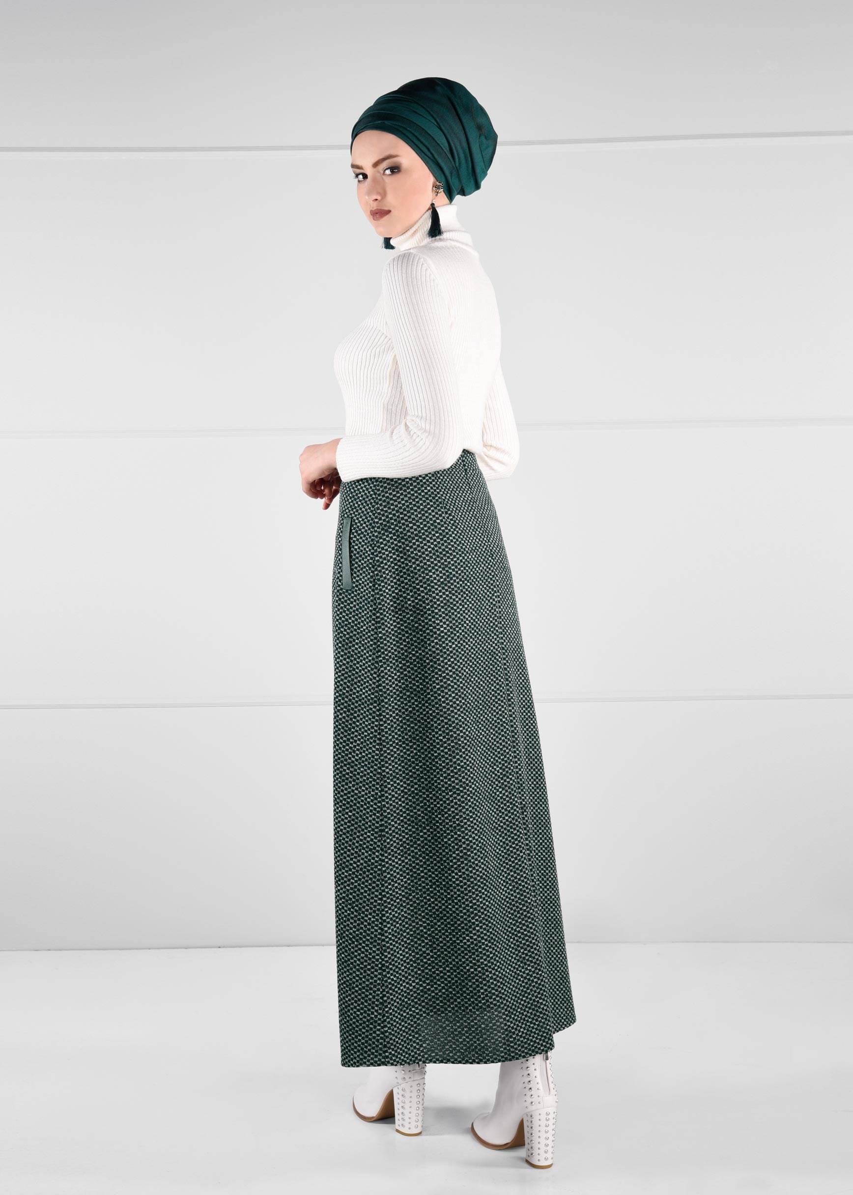 Tesettür giyim YEŞİL CEP DETAYLI YÜKSEK BEL ETEK 6114 