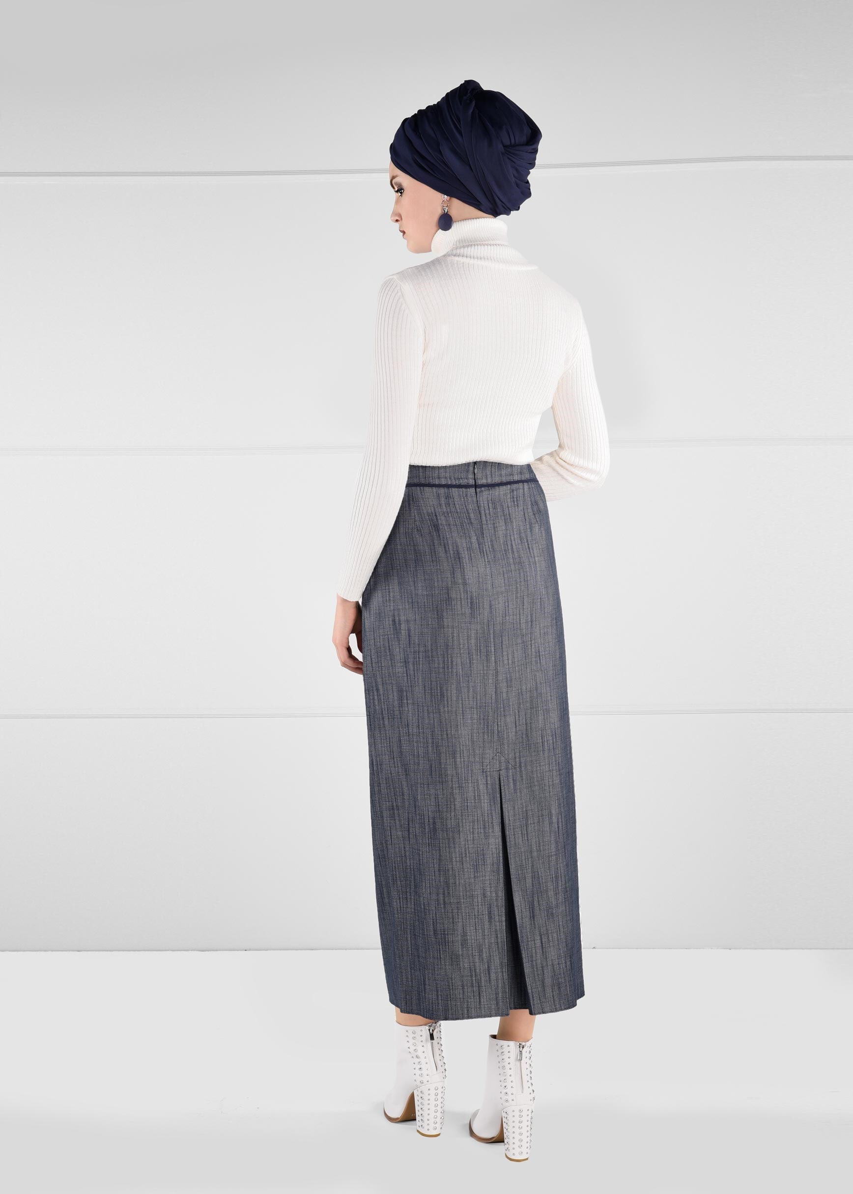 Tesettür giyim LACİVERT FERMUAR DETAYLI DÜZ KESİM ETEK 6122 