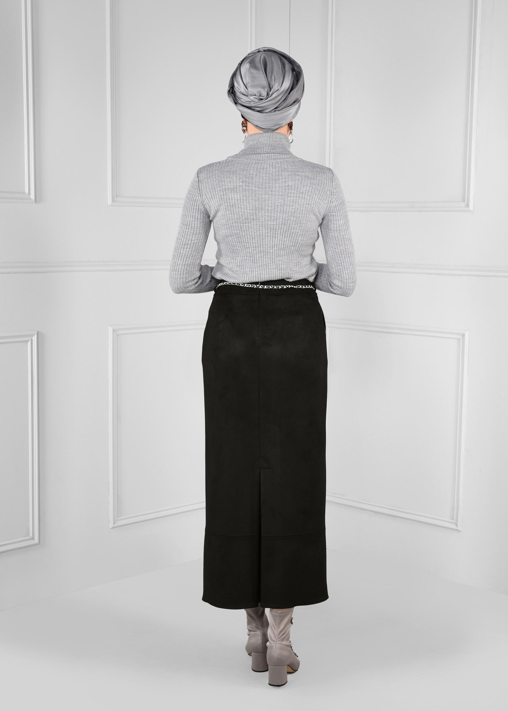 Tesettür giyim SİYAH SÜET ETEK 6125