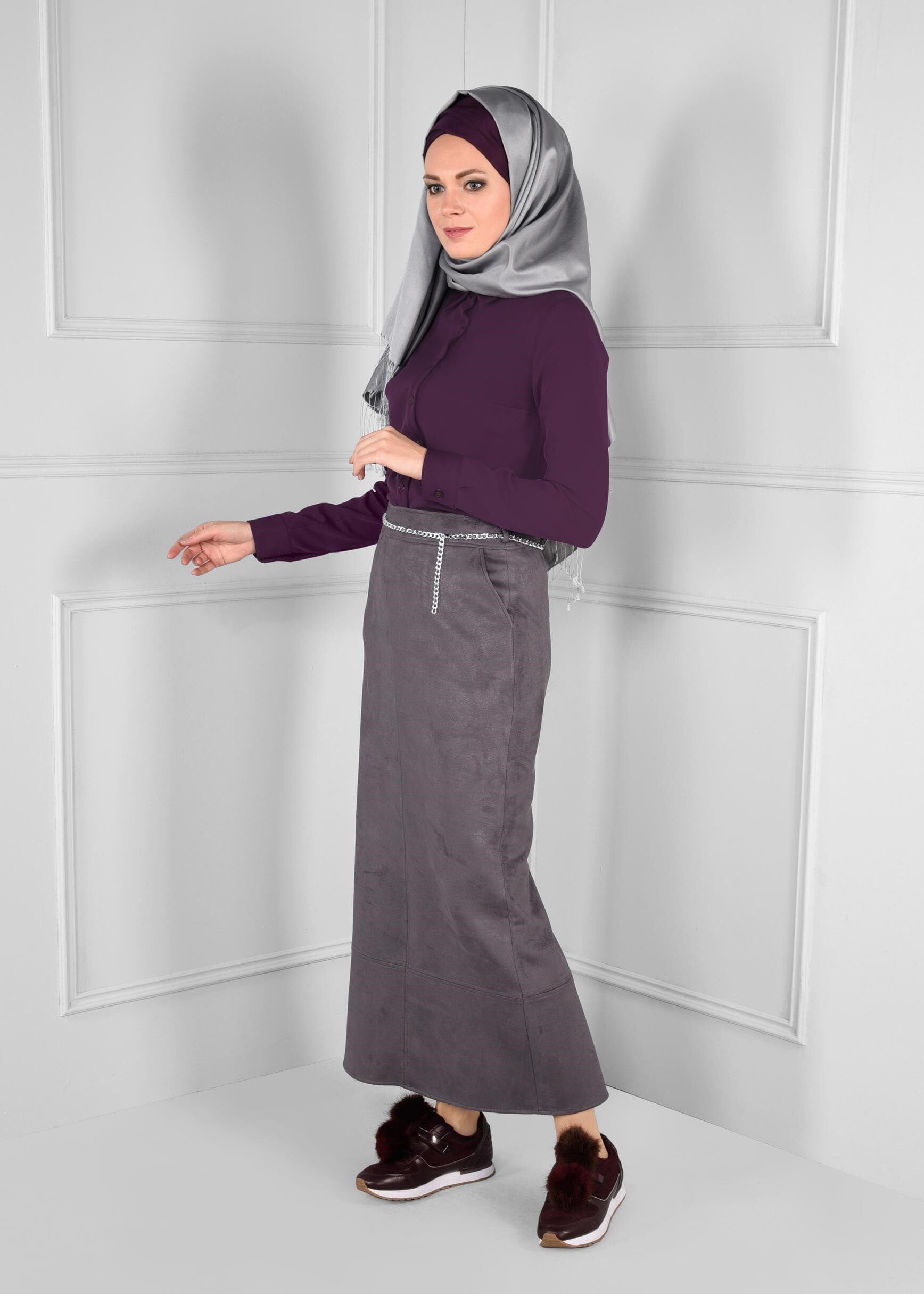 Tesettür giyim GRİ SÜET ETEK 6125