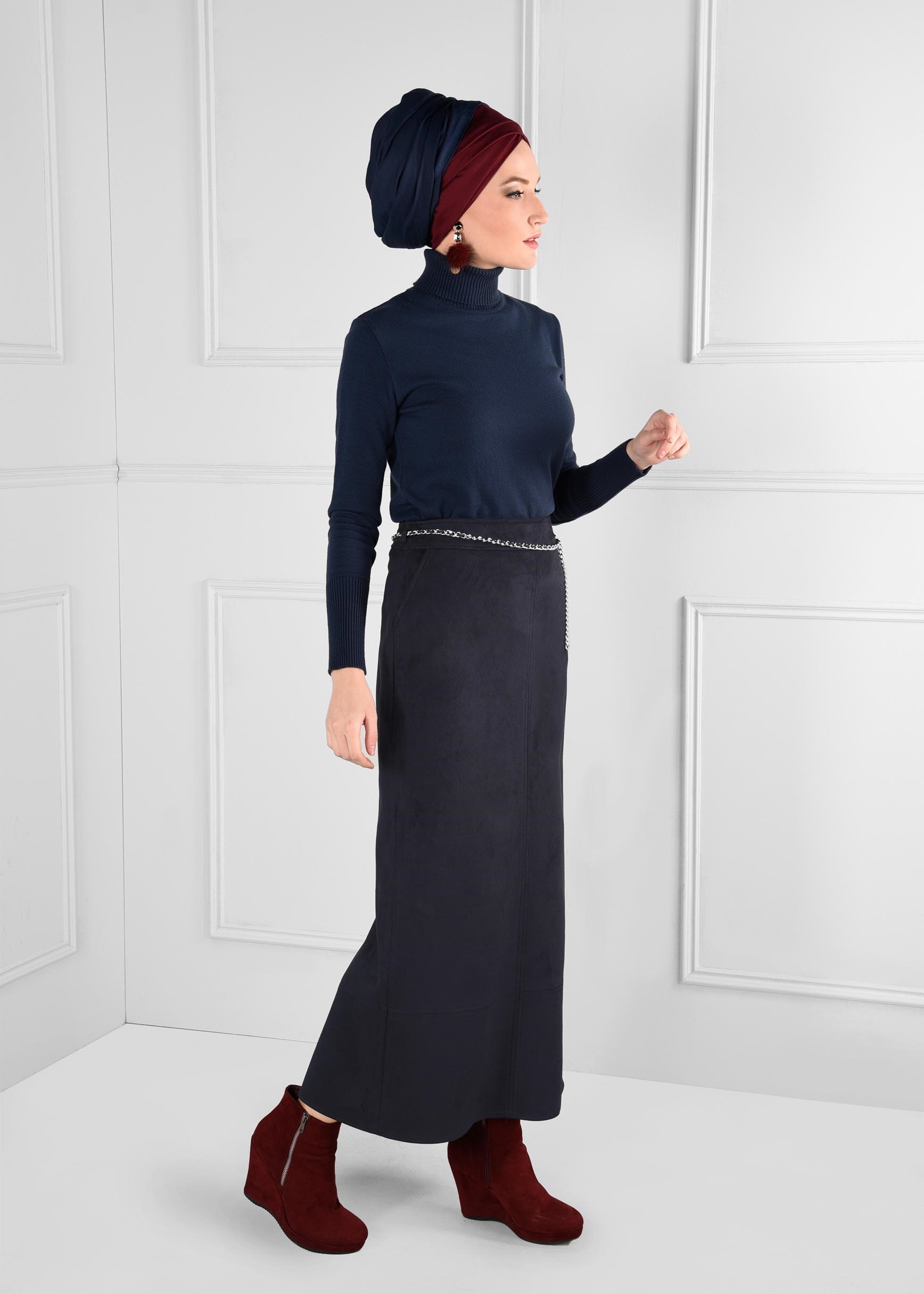 Tesettür giyim LACİVERT SÜET ETEK 6125