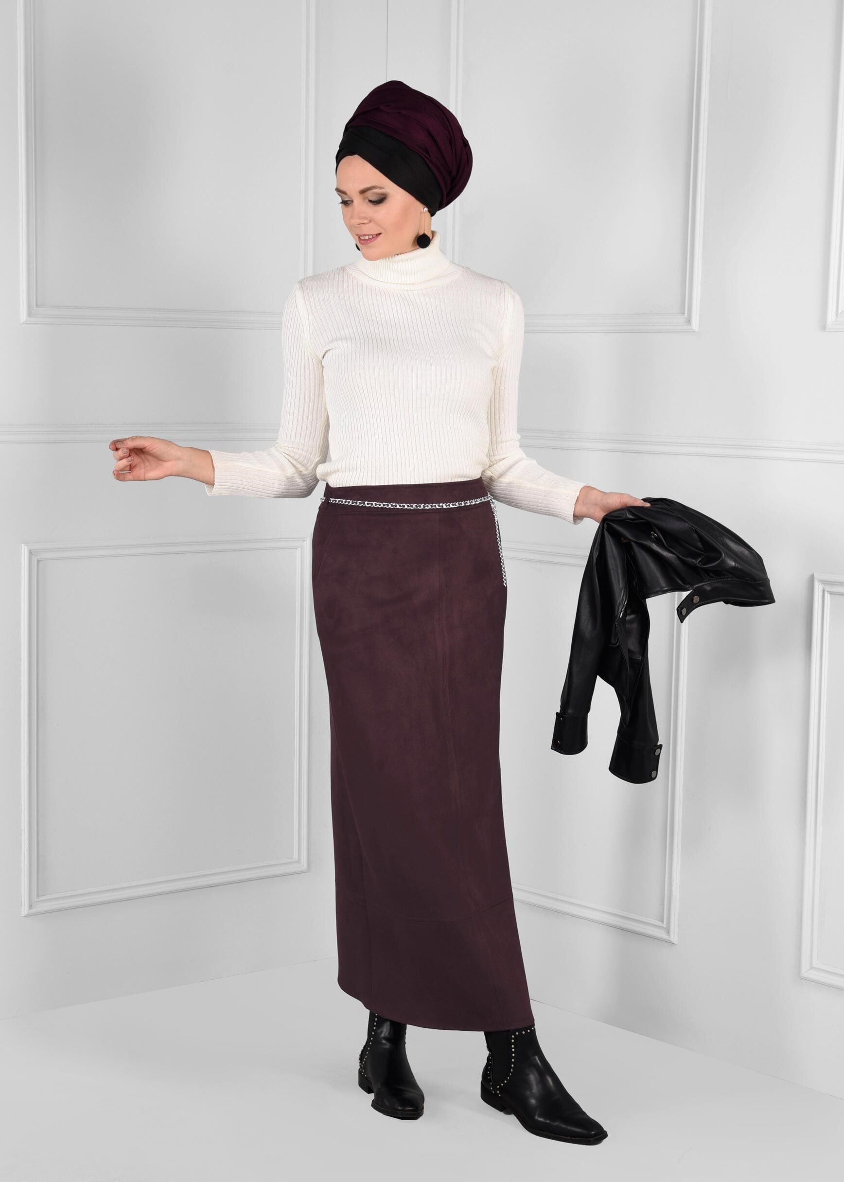 Tesettür giyim MÜRDÜM SÜET ETEK 6125