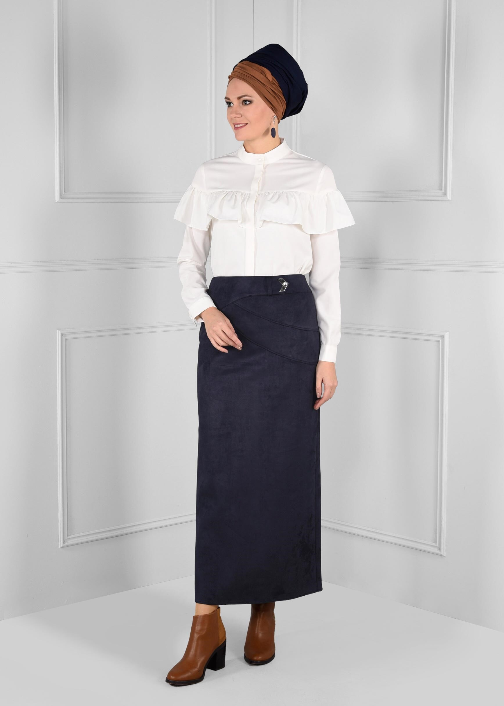 Tesettür giyim LACİVERT DÜZ KESİM YÜKSEK BEL SÜET ETEK 6127 