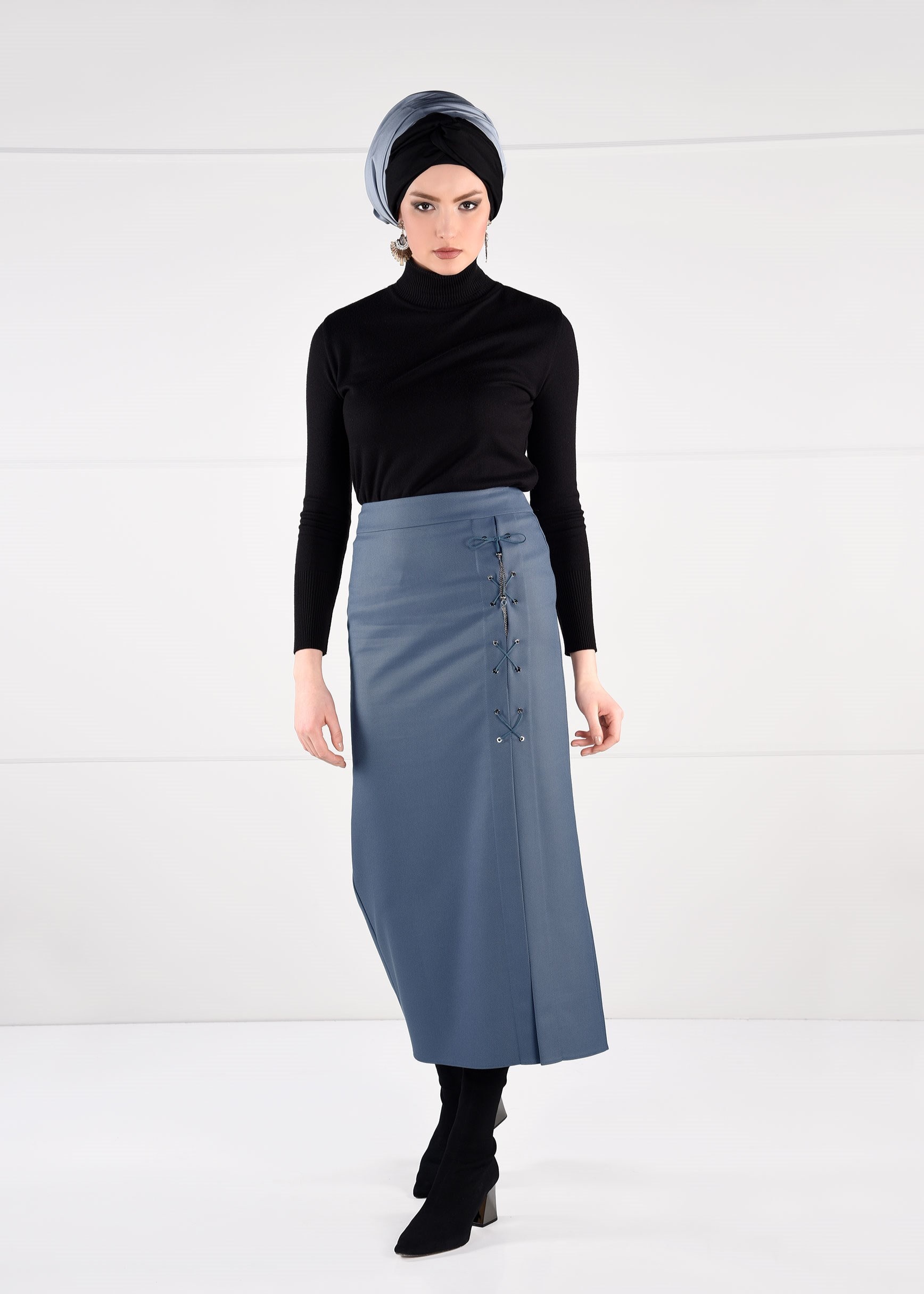 Tesettür giyim MAVİ KUŞ GÖZÜ BAĞCIKLI YÜKSEK BEL ETEK 6131