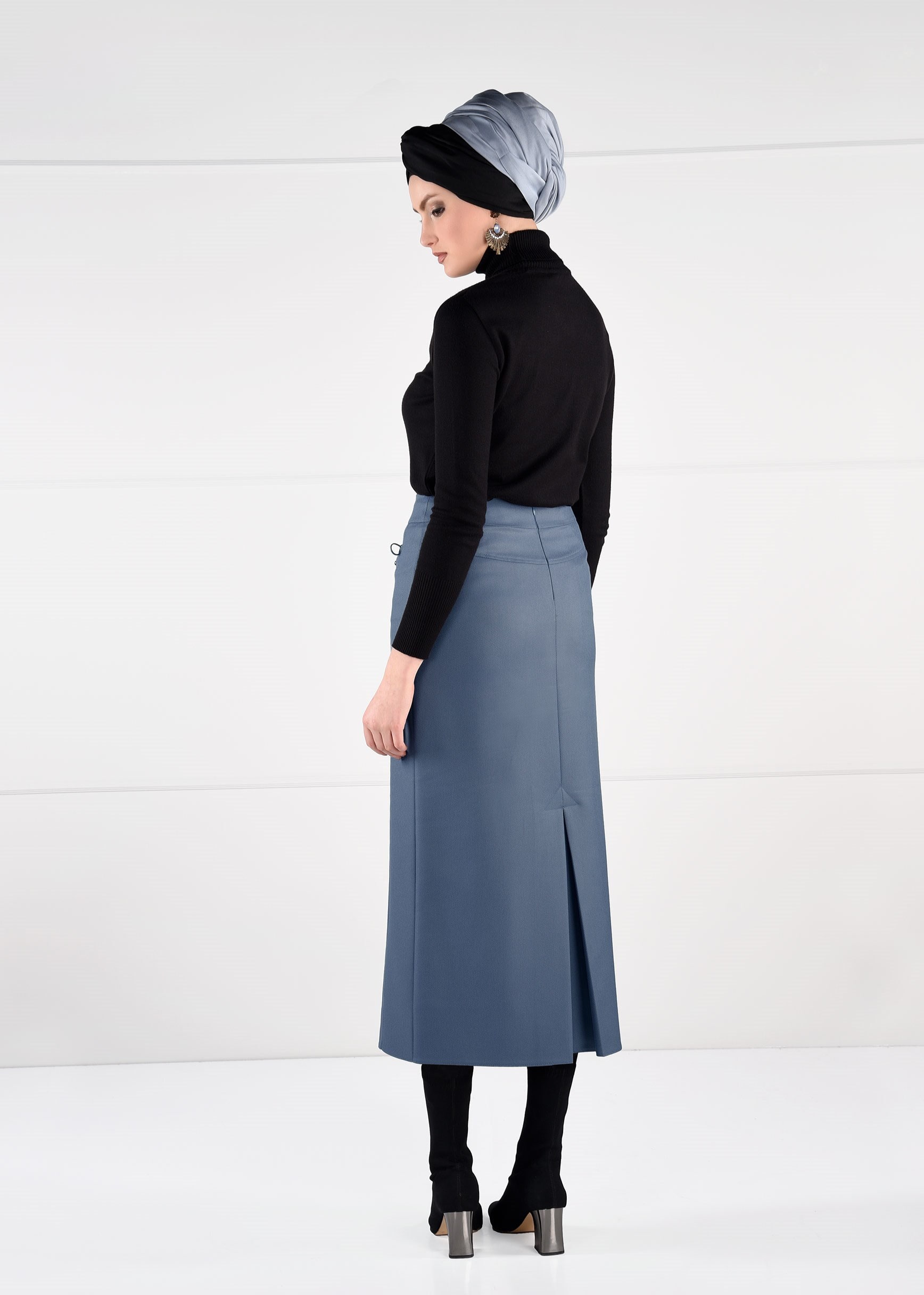 Tesettür giyim MAVİ KUŞ GÖZÜ BAĞCIKLI YÜKSEK BEL ETEK 6131