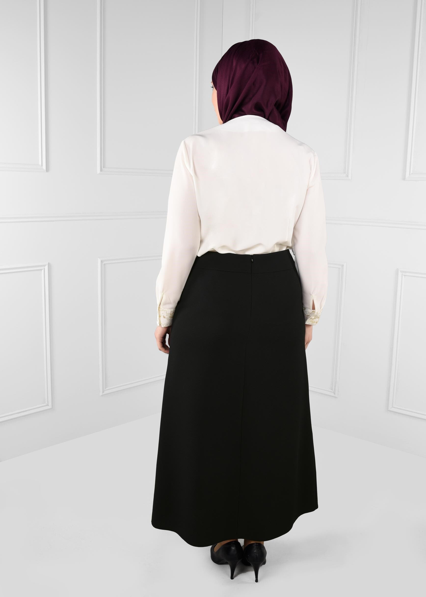 Tesettür giyim SİYAH YÜKSEK BEL A KESİM NAKIŞ DETAYLI ETEK 6132