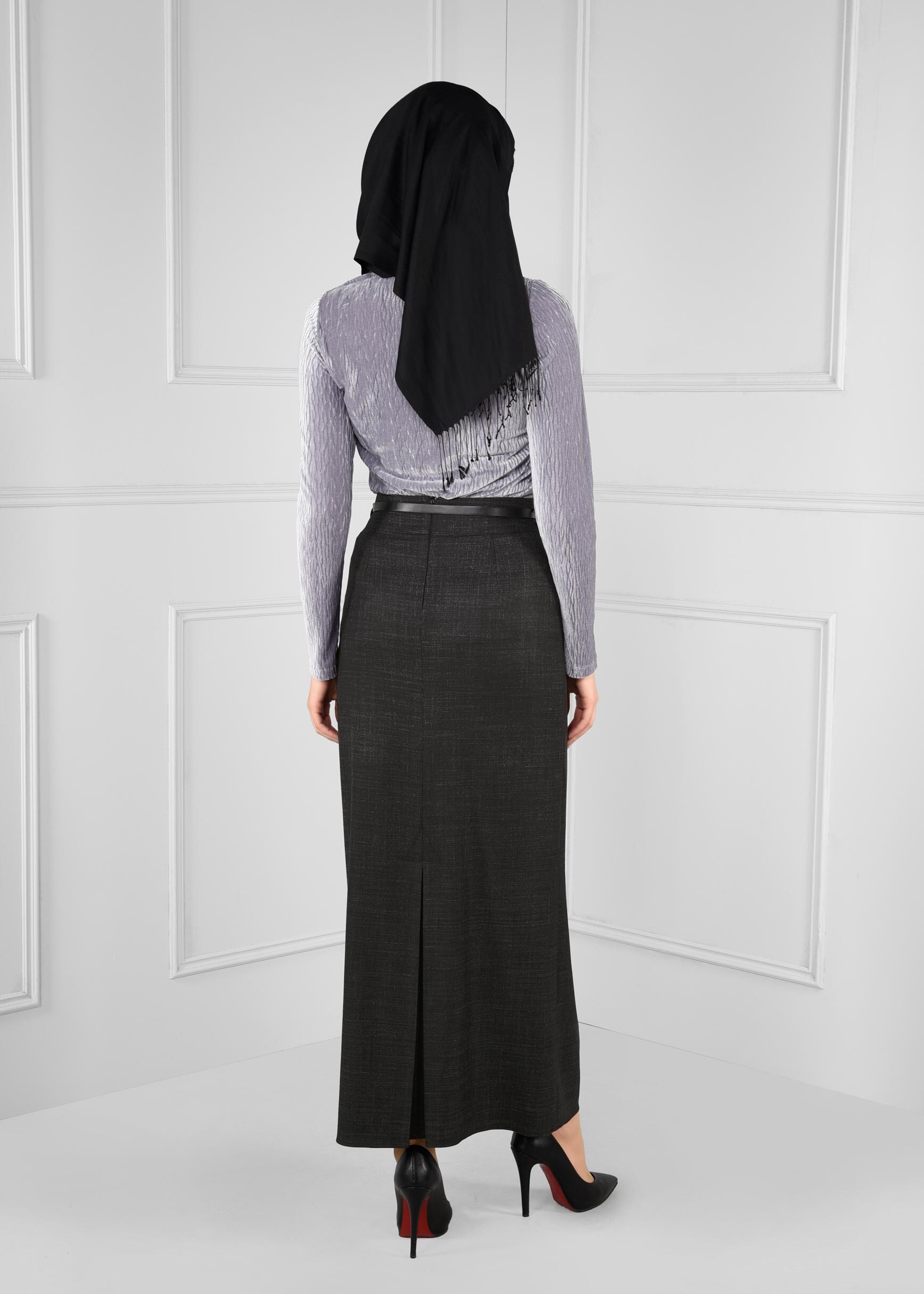 Tesettür giyim SİYAH KEMERLİ DÜZ KESİM YÜKSEK BEL ETEK 6138