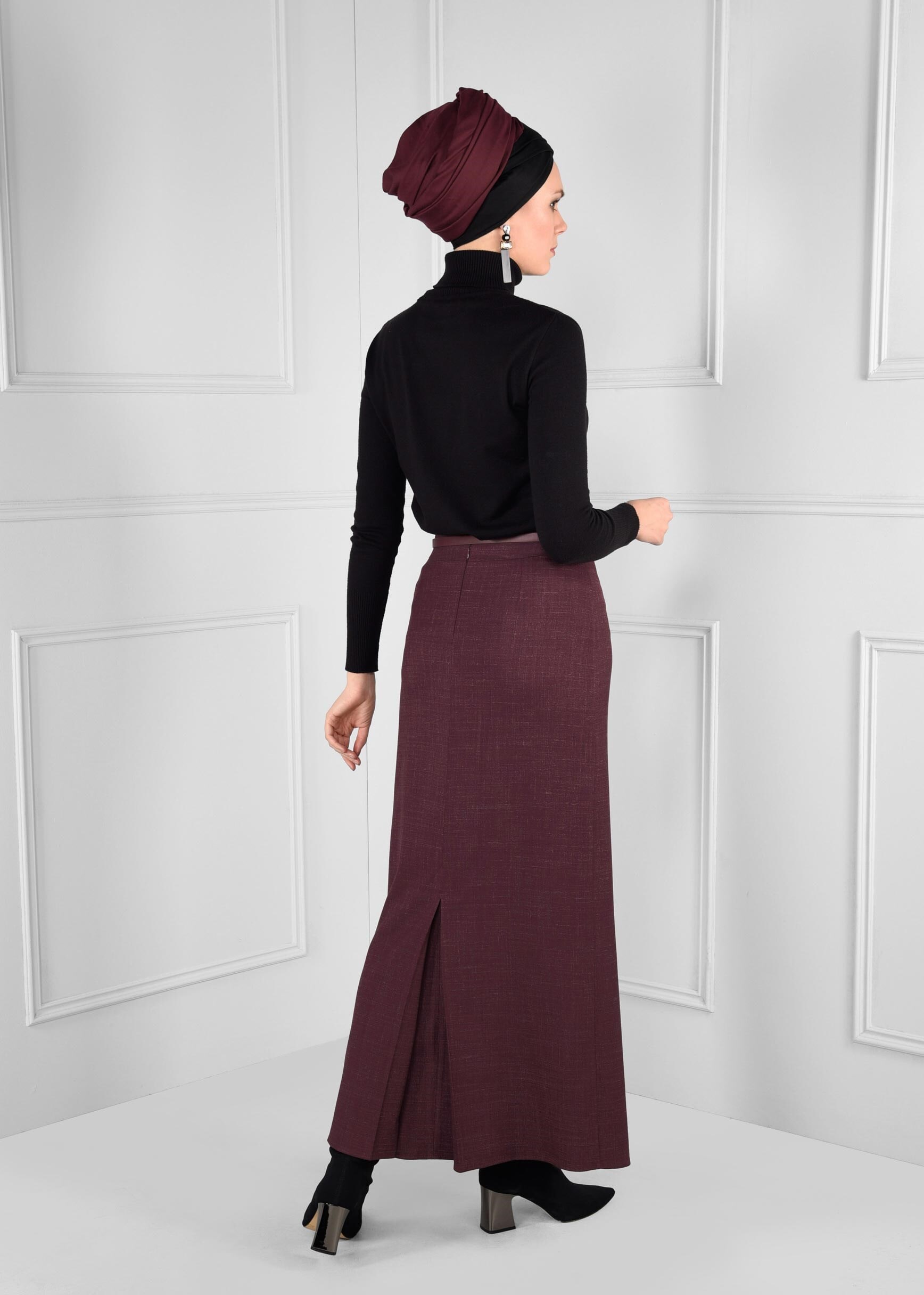 Tesettür giyim KIRMIZI KEMERLİ DÜZ KESİM YÜKSEK BEL ETEK 6138