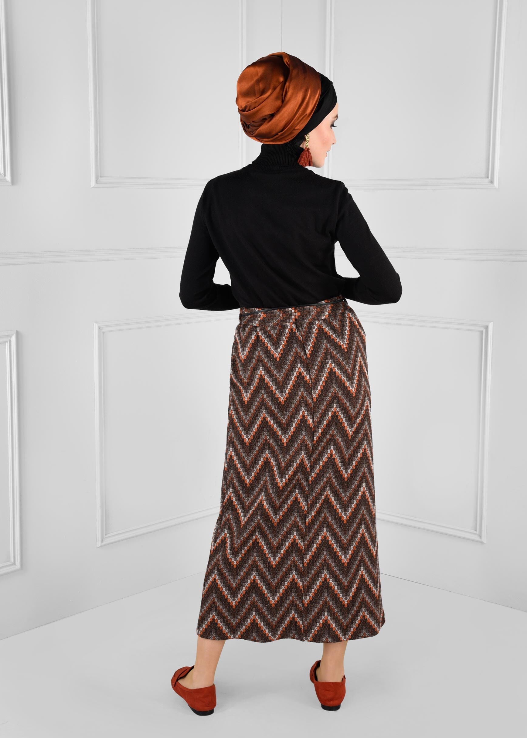 Tesettür giyim HAKİ PÜSKÜLLÜ JAKAR ETEK 6140 