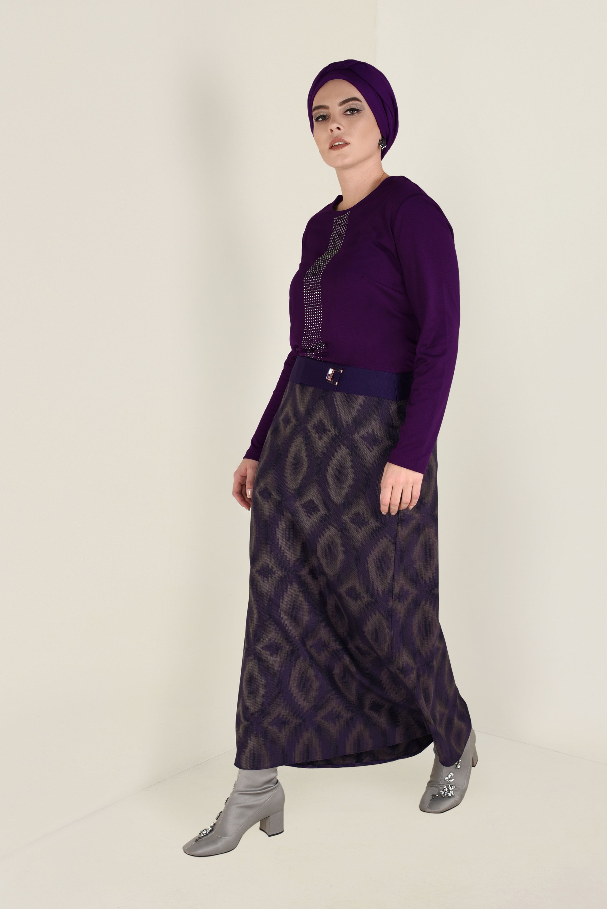 Hijab clothing PURPLE HIGH-WAIST PATTERNED SKIRT WITH SLITS 6142