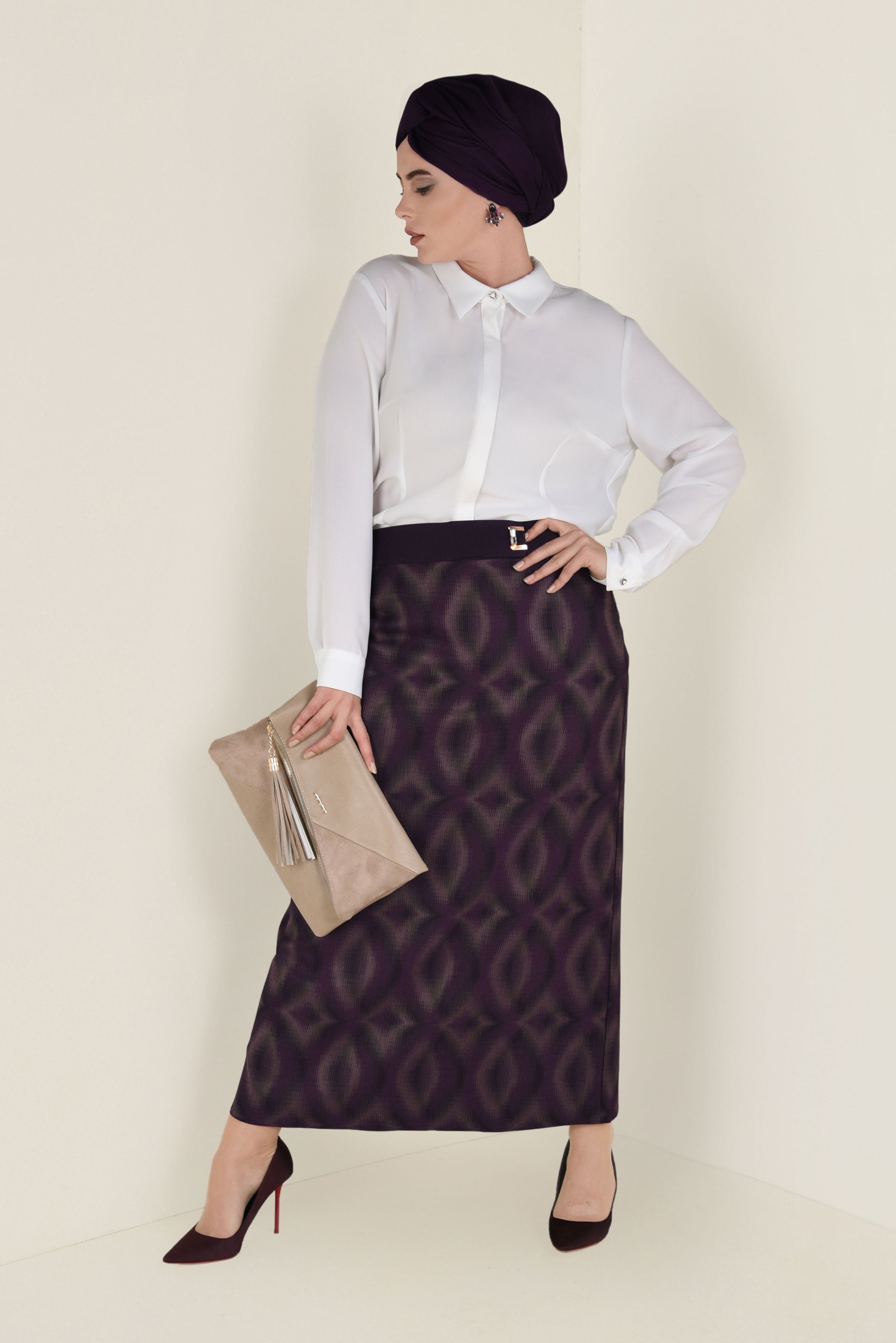 Tesettür giyim BORDO YÜKSEK BEL GİZLİ YIRTMAÇLI DESENLİ ETEK 6142