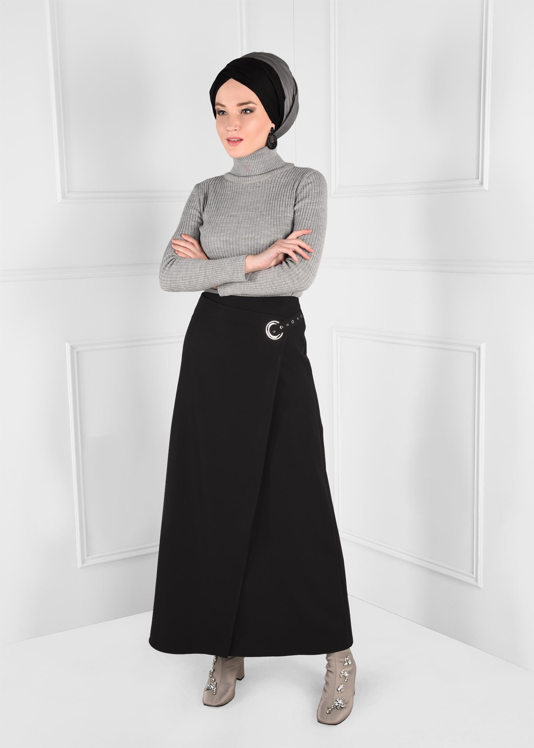 Tesettür giyim SİYAH KUŞ GÖZÜ DETAYLI ANVELOP ETEK 6143 