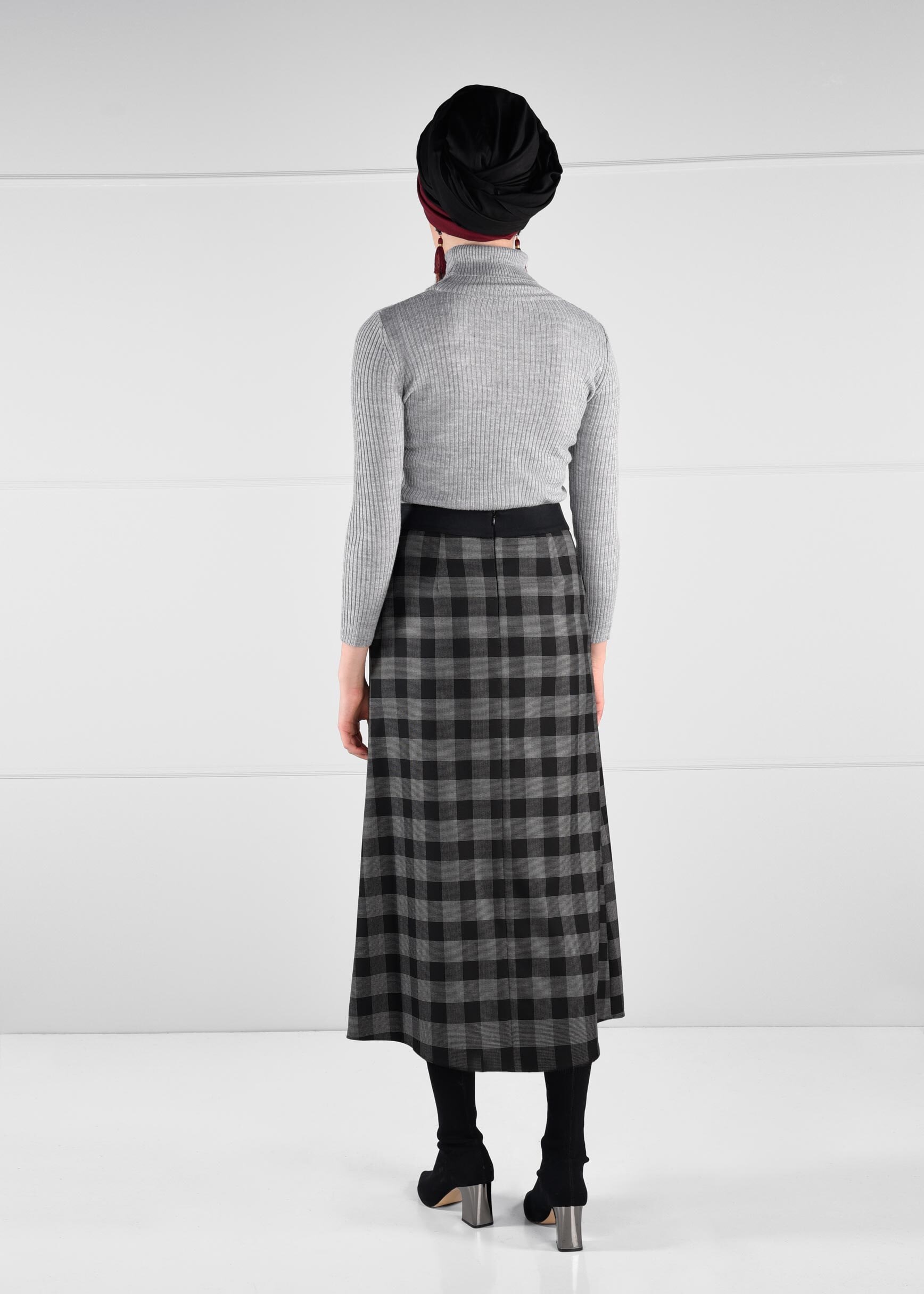 Tesettür giyim SİYAH ÇITÇIT DETAYLI EKOSE ETEK 6144 