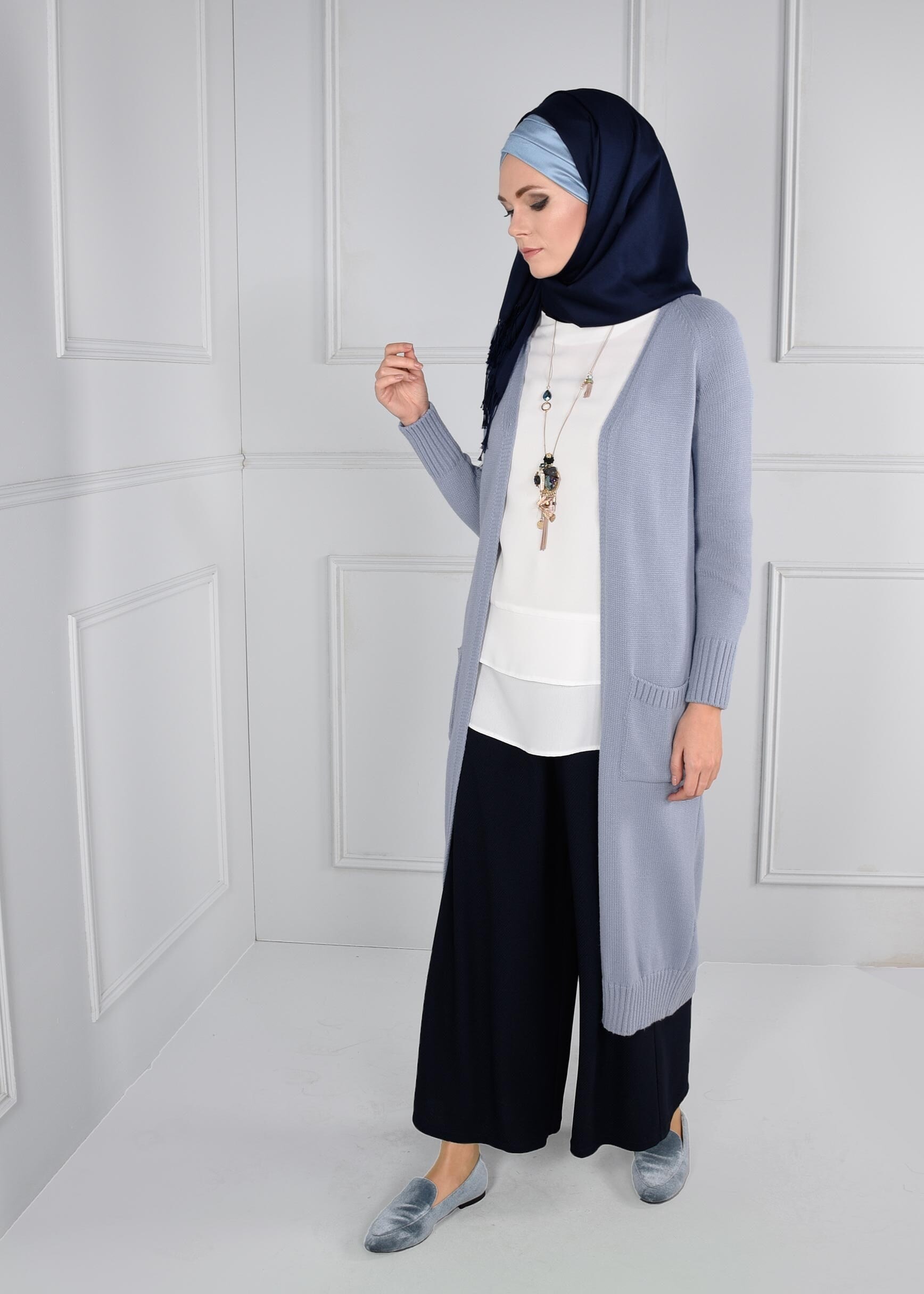 Tesettür giyim MAVİ CEPLİ TRİKO HIRKA 4583