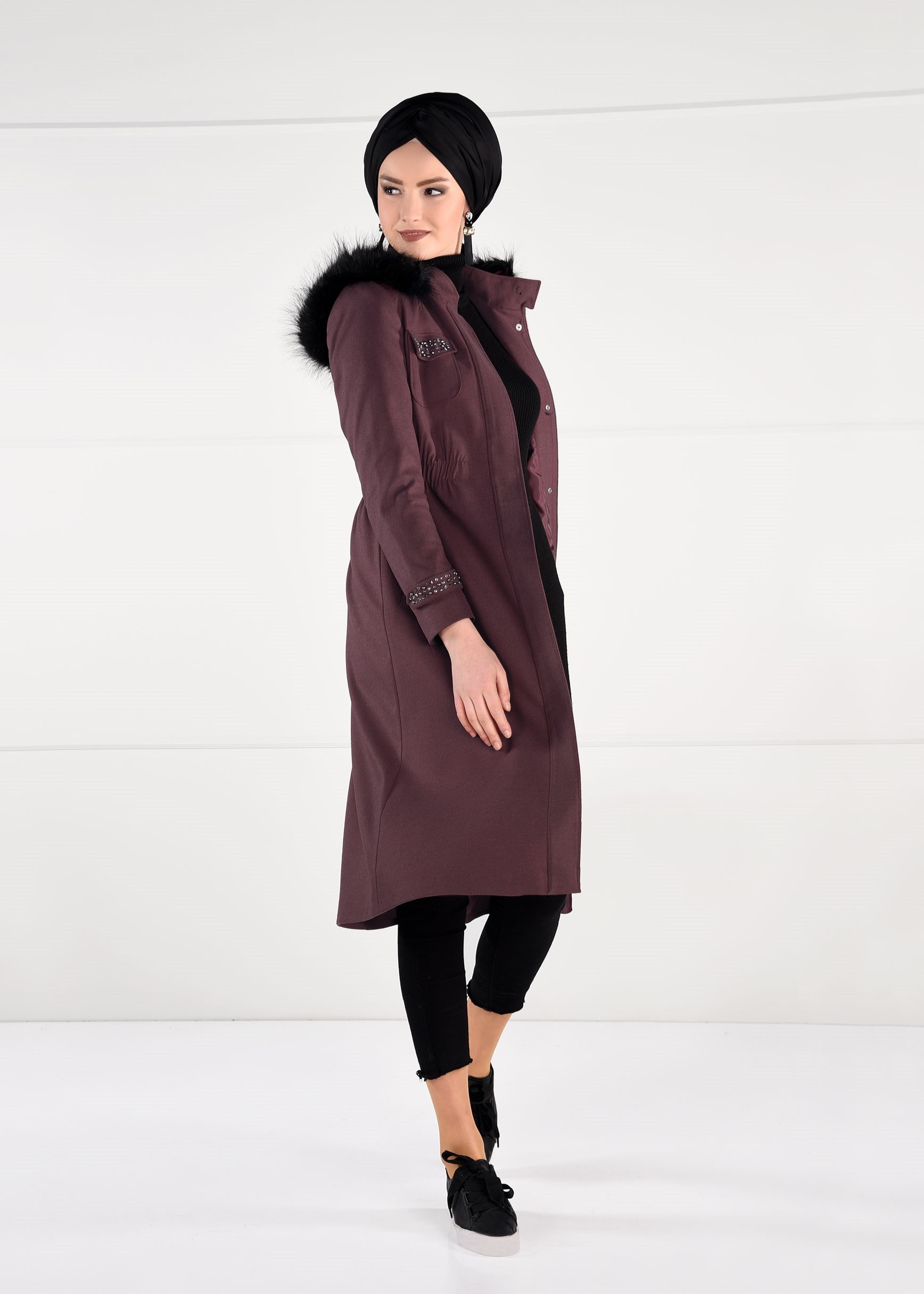 Tesettür giyim BORDO BELDEN LASTİKLİ ZIMBALI DÜZ KABAN 9642 