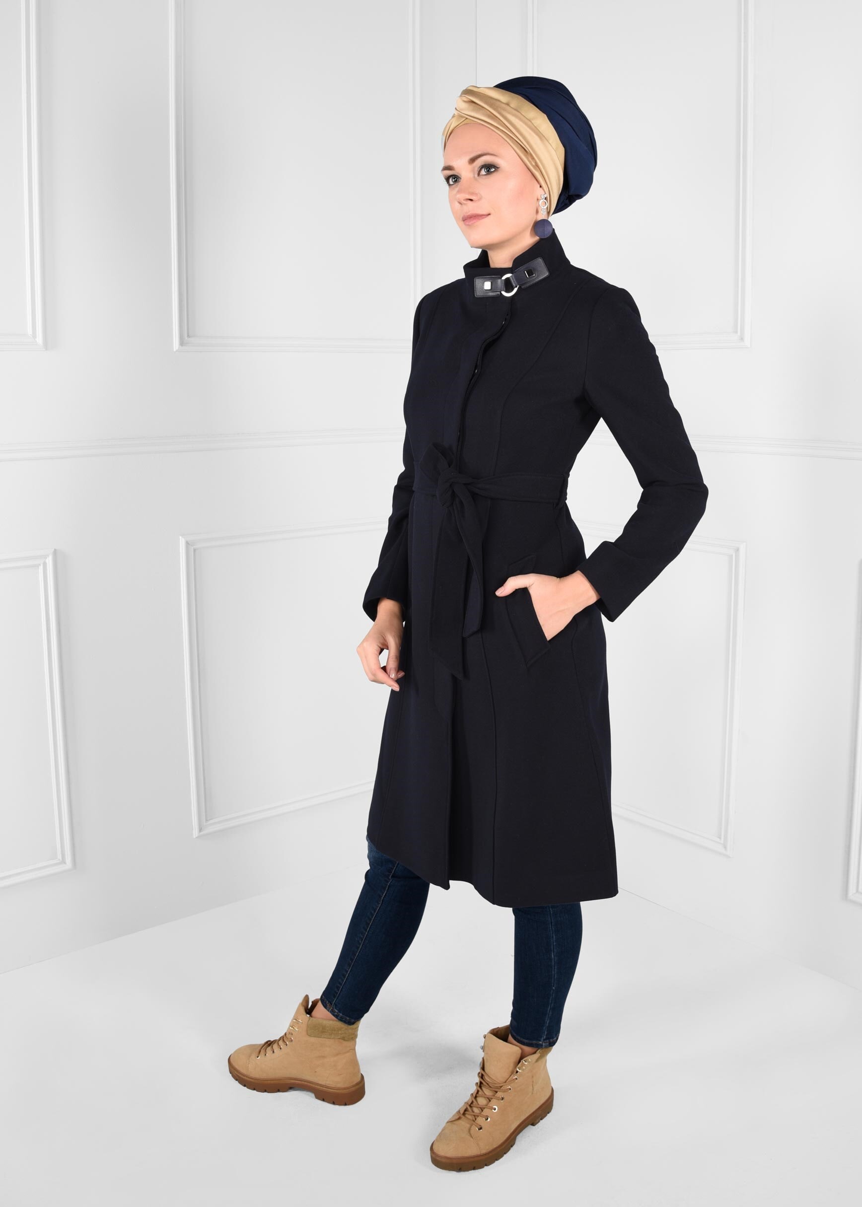 Tesettür giyim LACİVERT BALIKÇI YAKA KUŞAKLI KABAN 9656