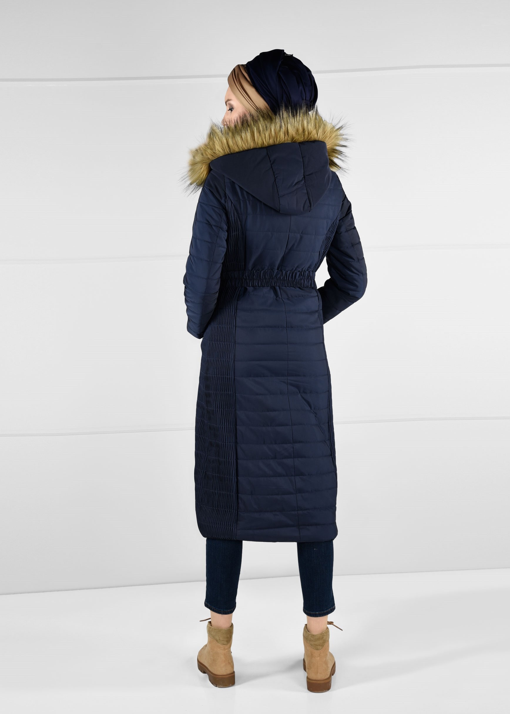 Tesettür giyim LACİVERT CEPLERİ FERMUARLI ÇITÇITLI KAPÜŞONLU KAPİTONE KABAN 9705