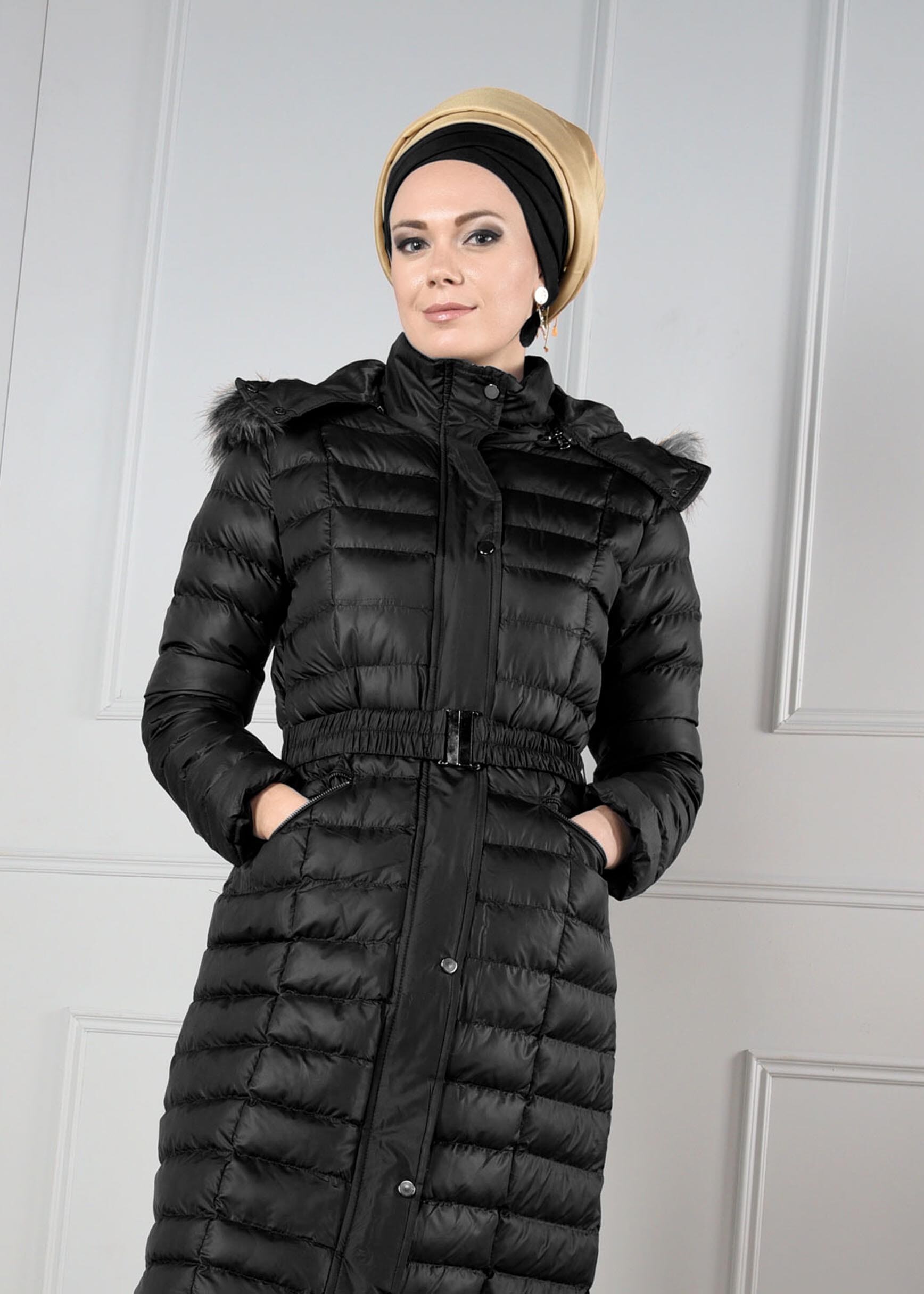 Tesettür giyim SİYAH CEPLERİ FERMUARLI KAPÜŞONU PELUŞ KABAN 9711
