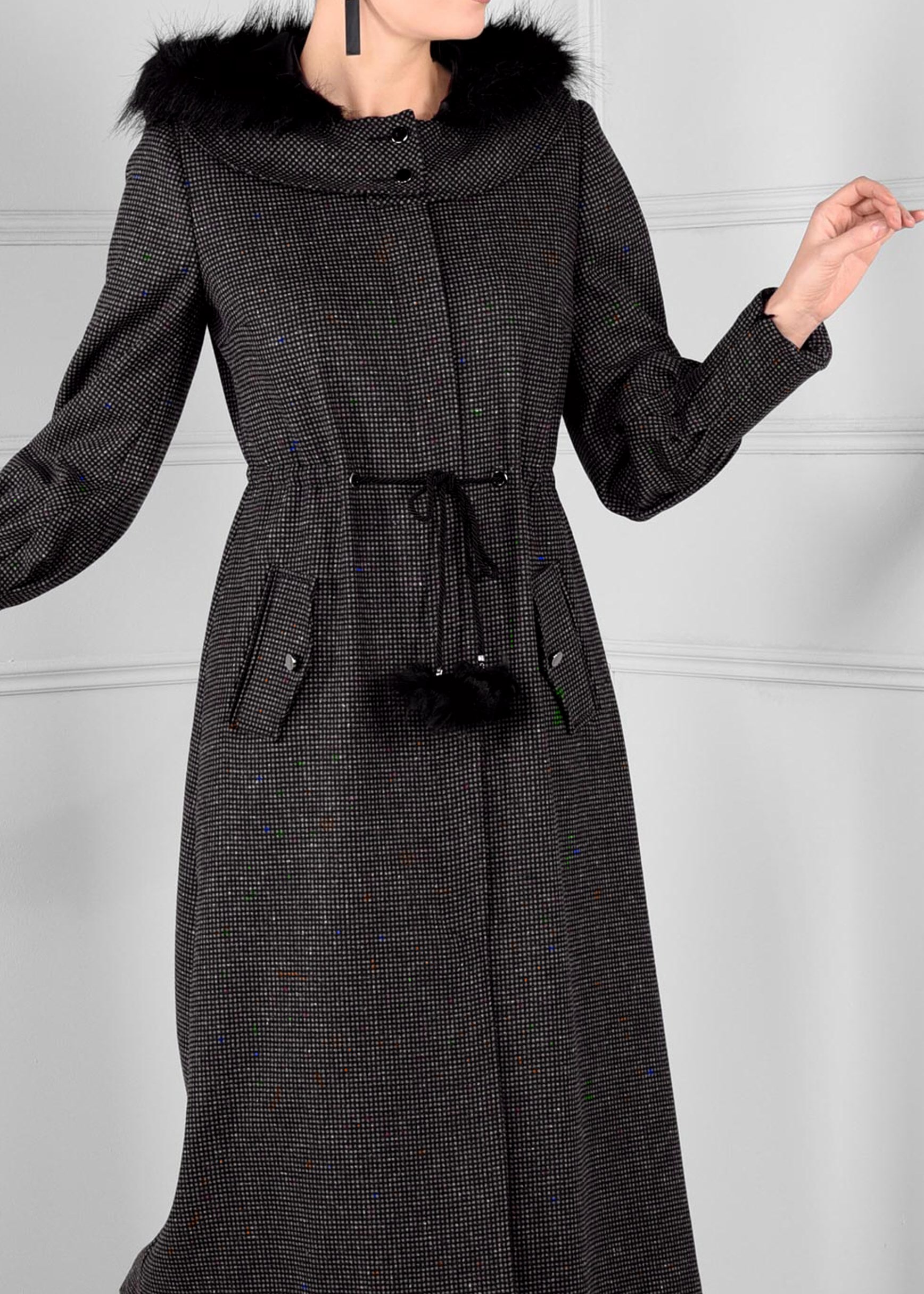 Tesettür giyim GRİ MANŞETLERİ FERMUARLI BELDEN BAĞCIKLI KAPÜŞONLU KABAN 9734