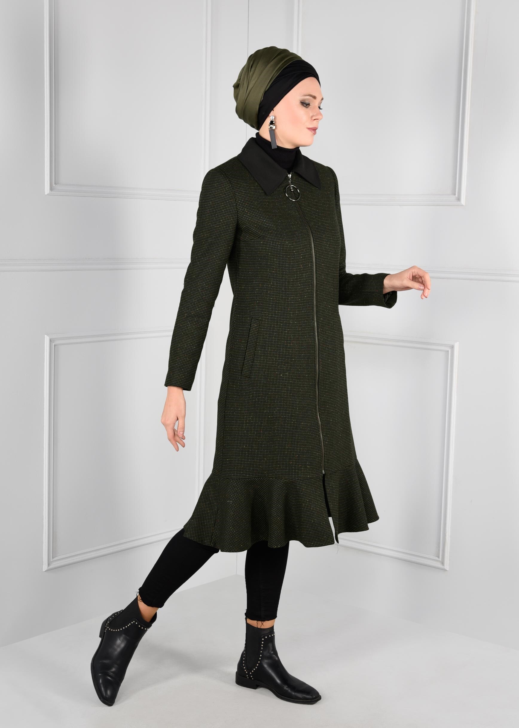 Tesettür giyim HAKİ VOLANLI SİVRİ YAKA KABAN 9743