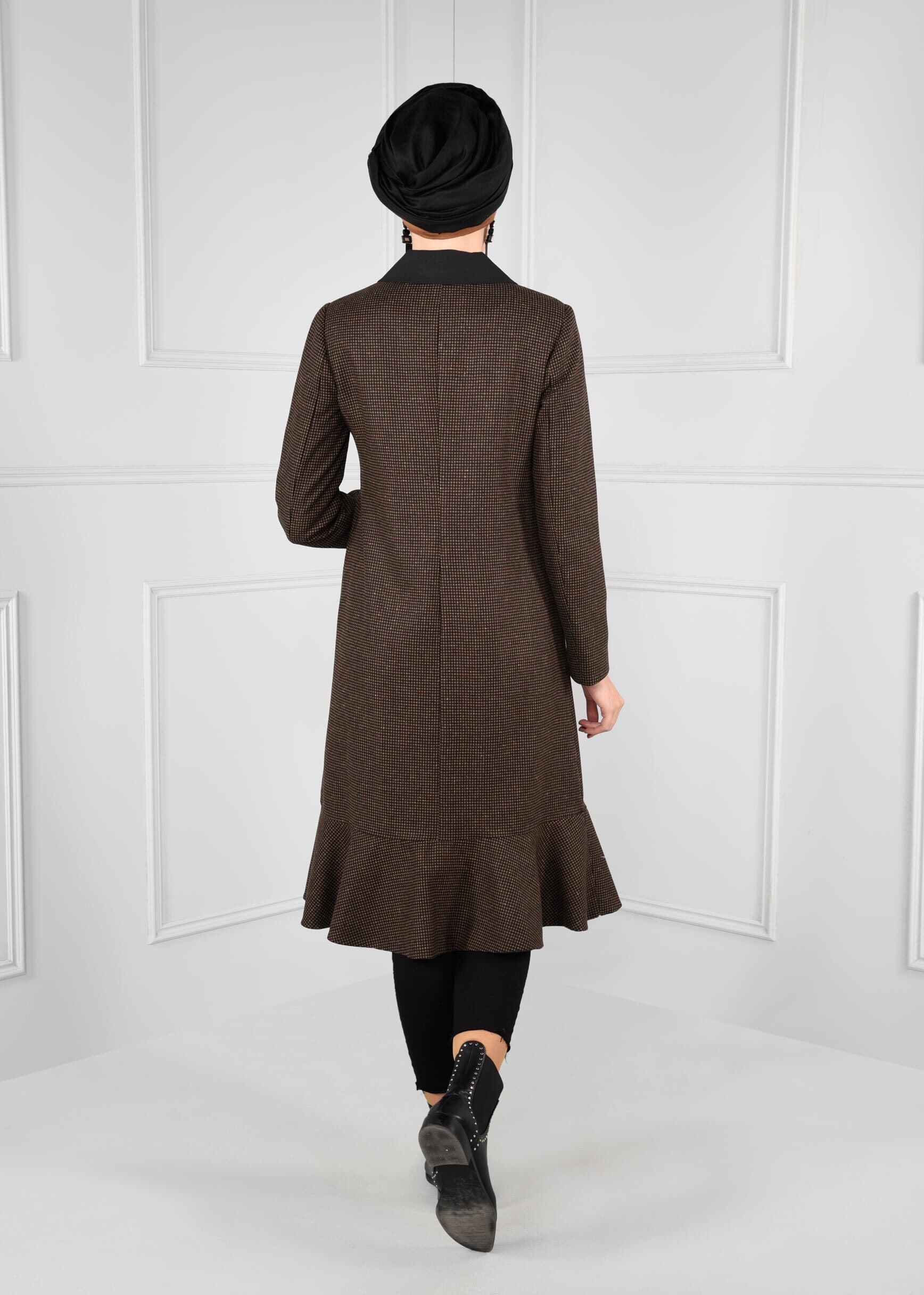 Tesettür giyim KAHVE VOLANLI SİVRİ YAKA KABAN 9743