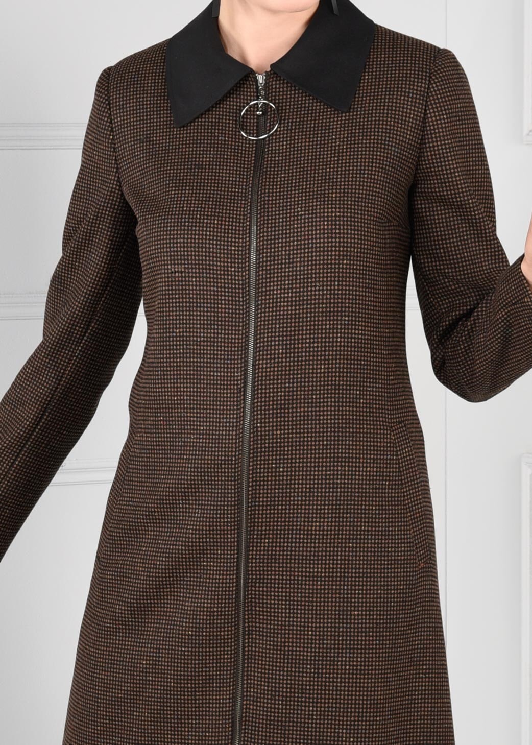 Tesettür giyim KAHVE VOLANLI SİVRİ YAKA KABAN 9743