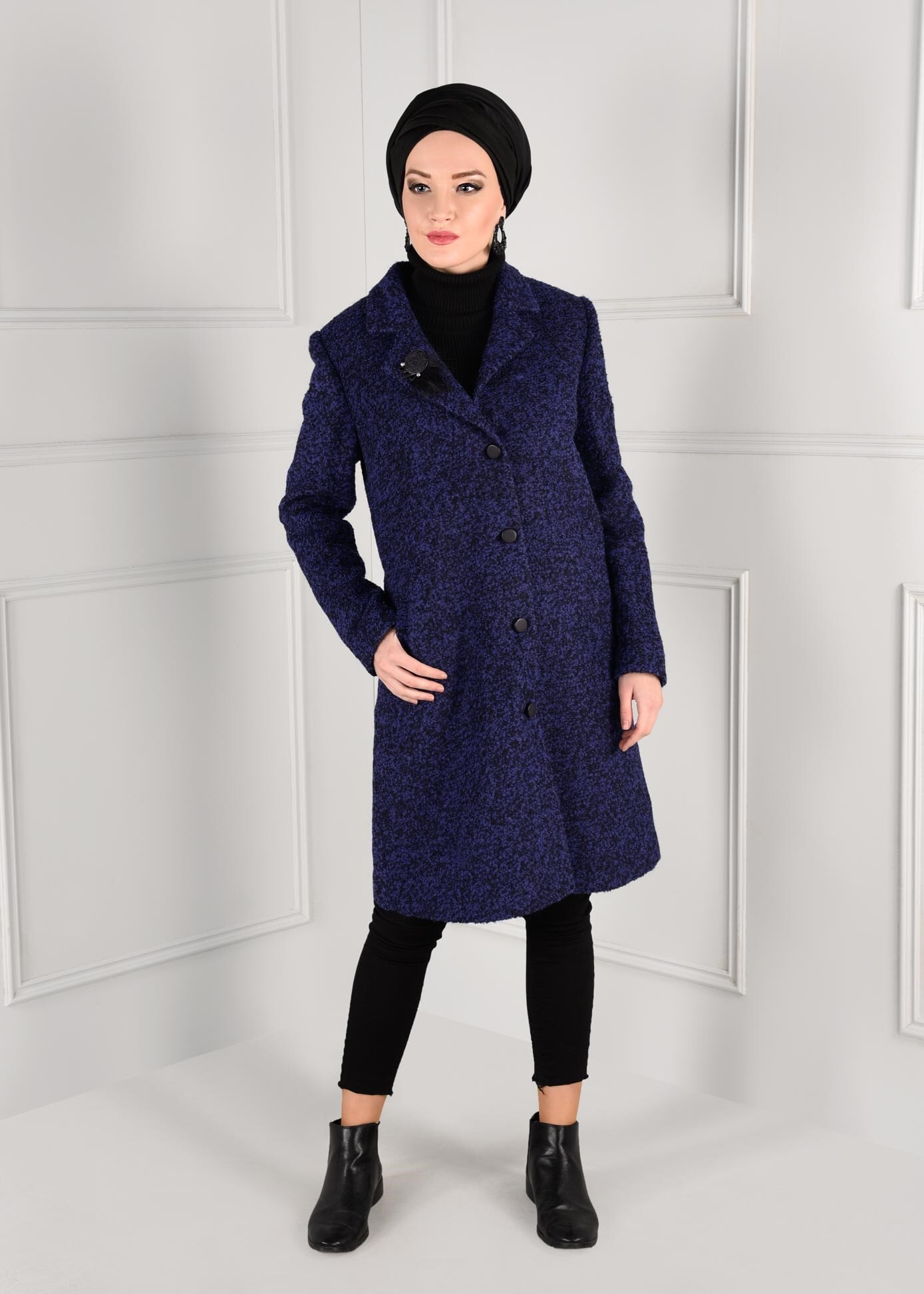 Tesettür giyim LACİVERT BROŞLU DÜĞMELİ KEÇE KABAN 9757 