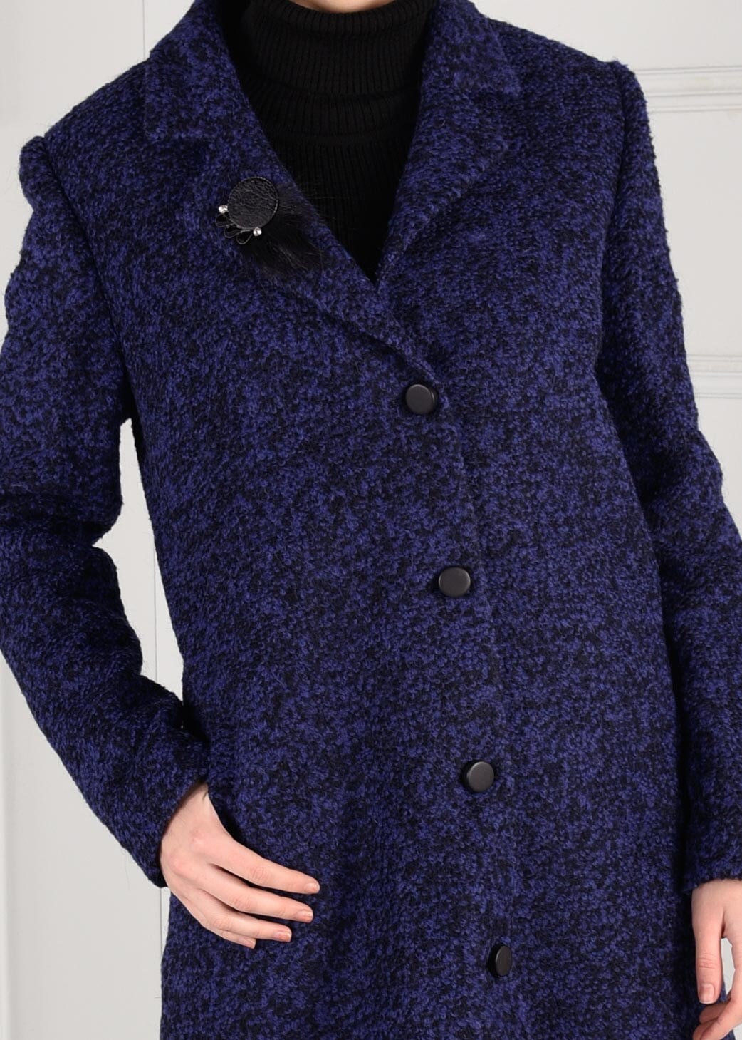 Tesettür giyim LACİVERT BROŞLU DÜĞMELİ KEÇE KABAN 9757 