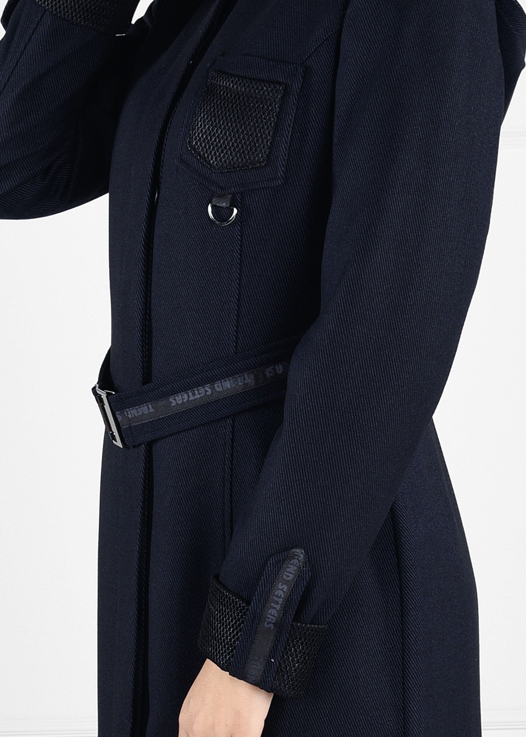 Tesettür giyim LACİVERT KEMER DETAYLI CEPLİ KAPÜŞONLU MANTO 9634