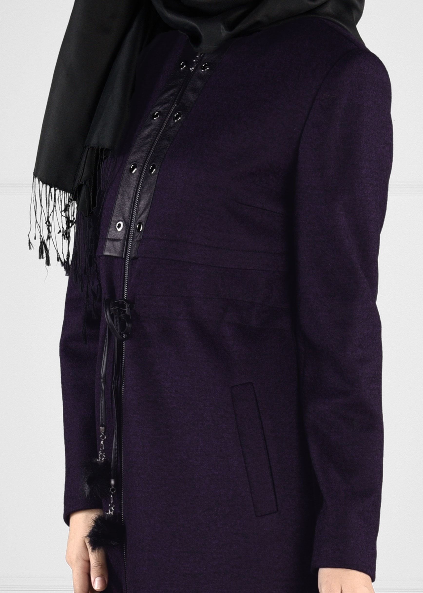 Tesettür giyim MOR BELDEN BAĞCIKLI CEPLİ MANTO 9644