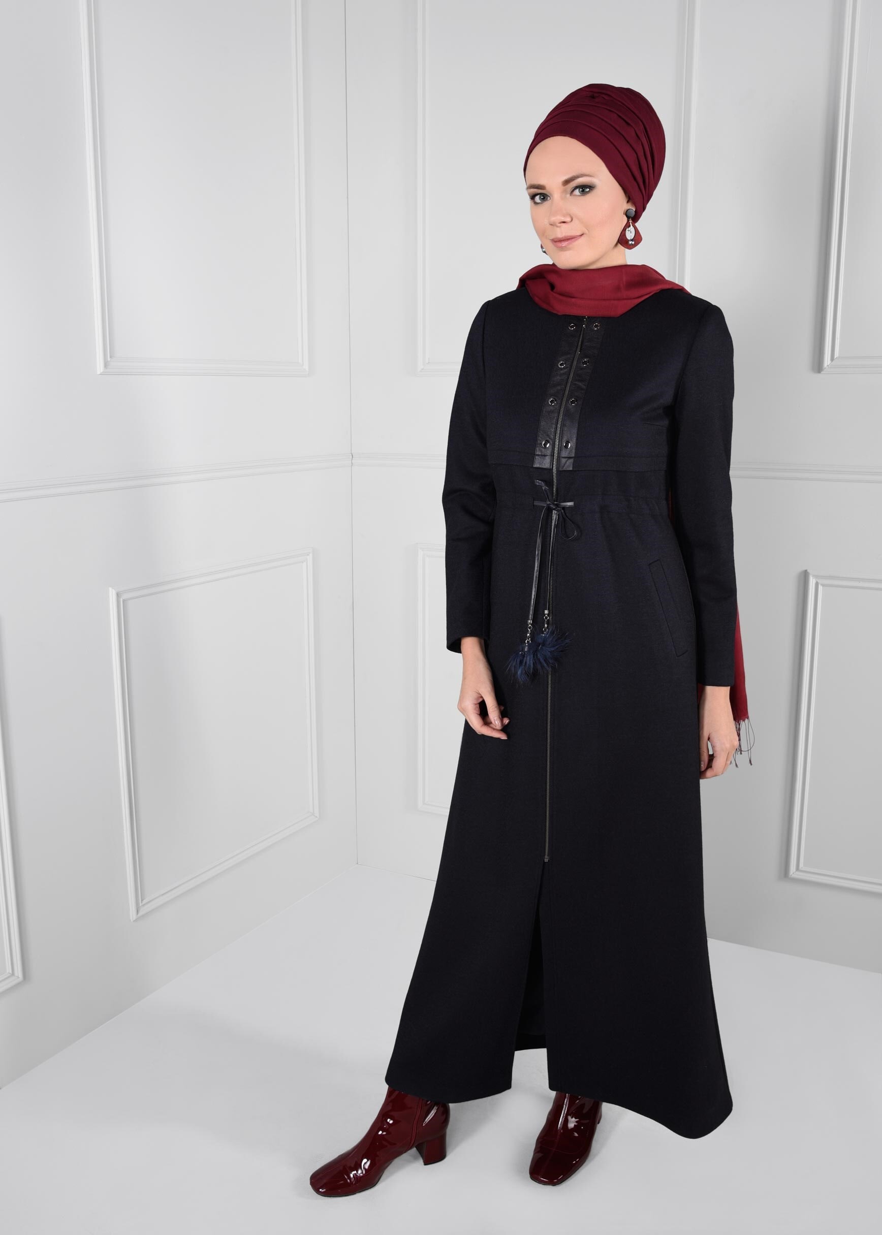 Tesettür giyim LACİVERT BELDEN BAĞCIKLI CEPLİ MANTO 9644