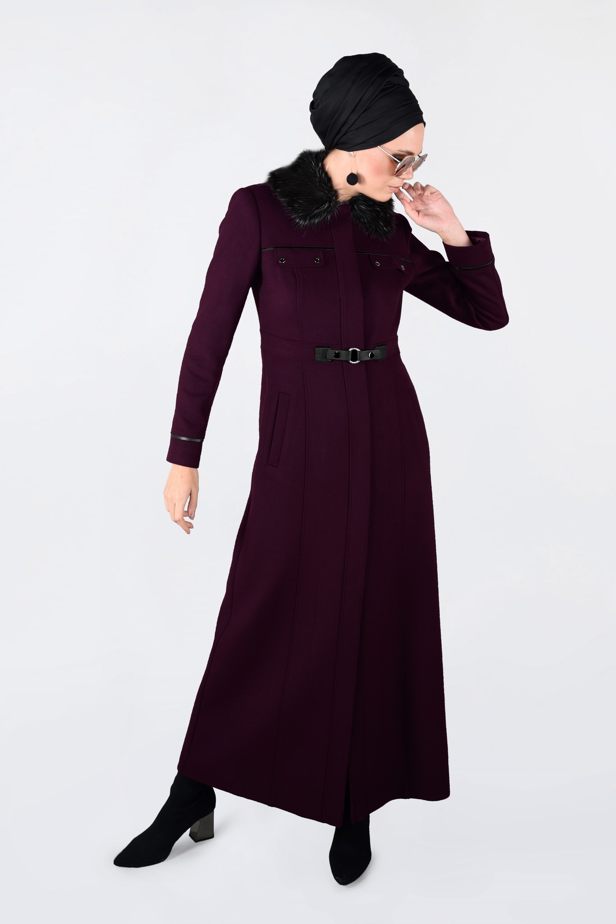 Tesettür giyim MÜRDÜM SIRTI BAĞCIK DETAYLI KÜRK YAKA MANTO 9665