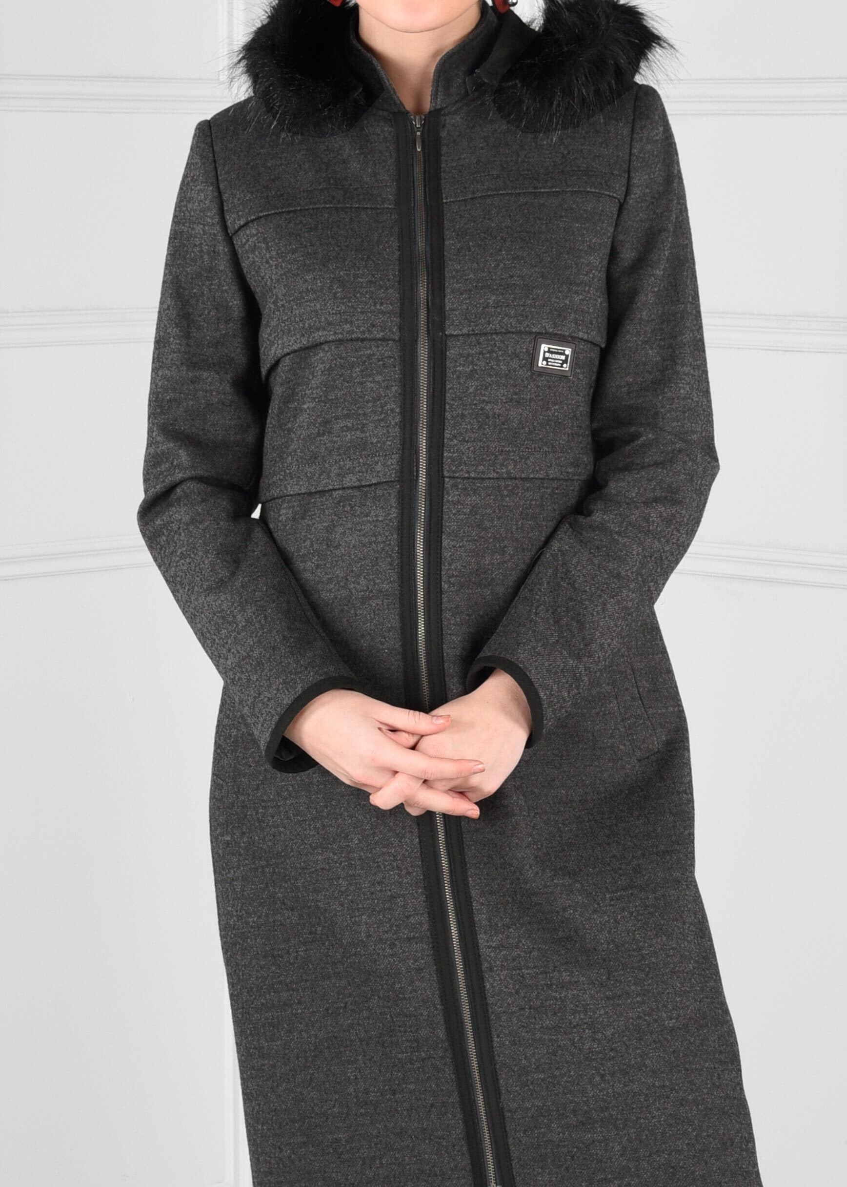 Tesettür giyim GRİ FERMUARLI PELUŞ DETAYLI MANTO 9668