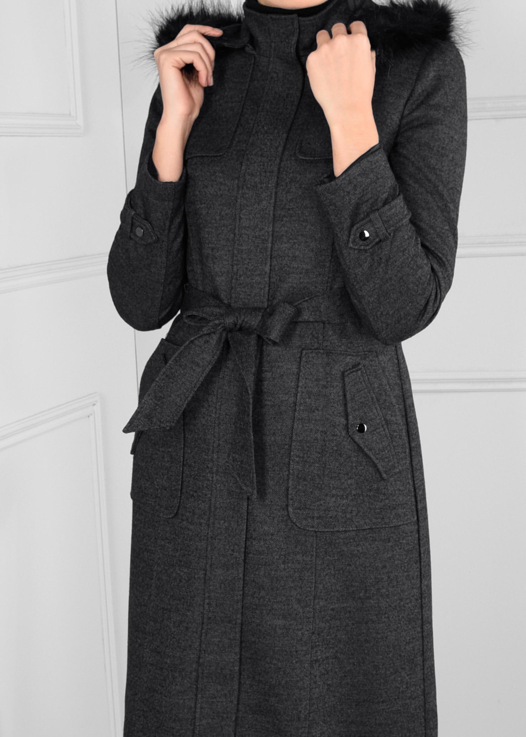 Tesettür giyim GRİ KUŞAKLI KAPÜŞONLU MANTO 9719