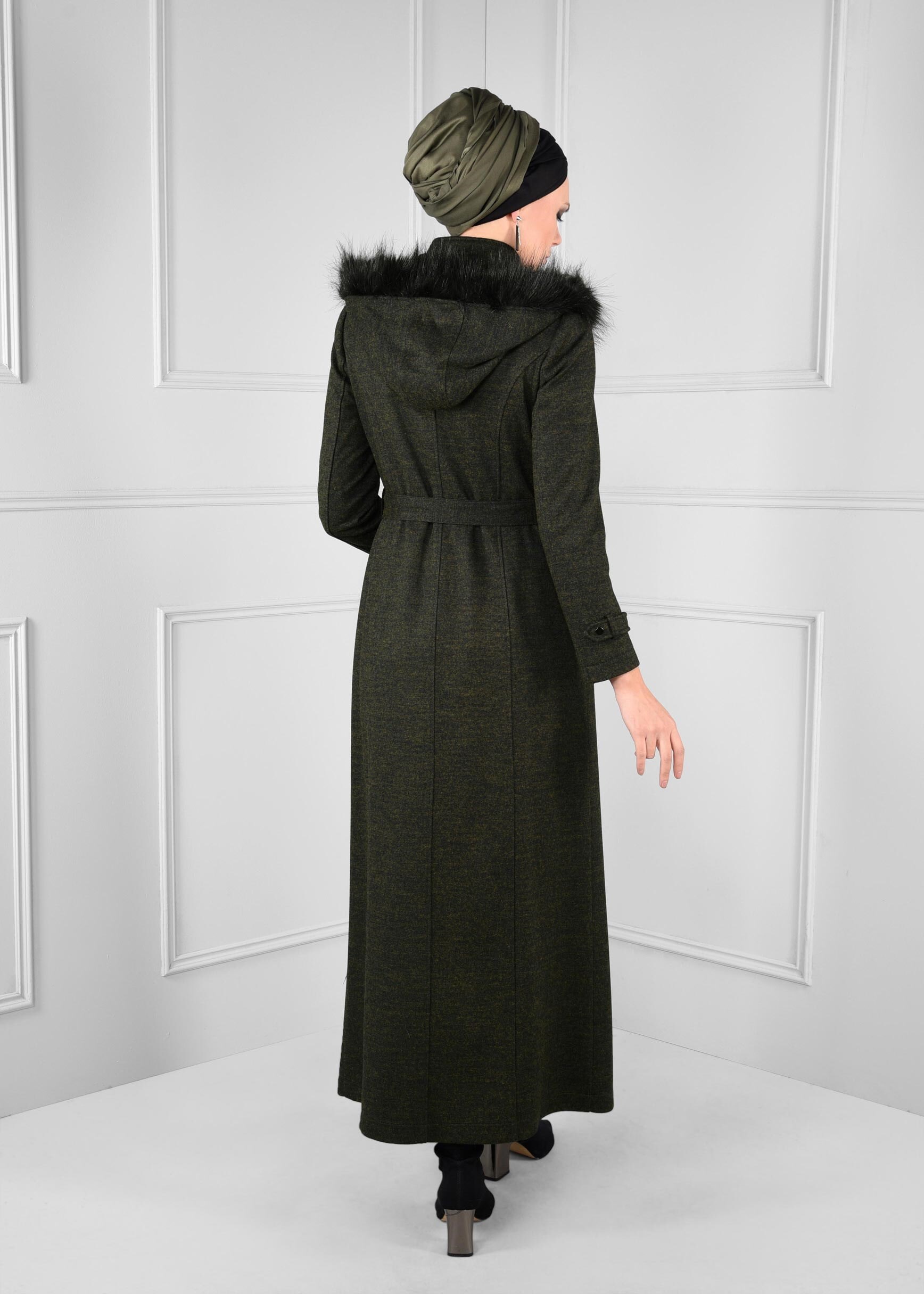 Tesettür giyim YEŞİL KUŞAKLI KAPÜŞONLU MANTO 9719