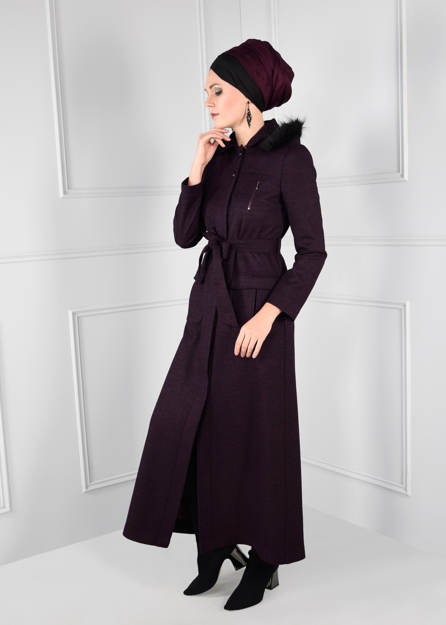 Tesettür giyim MÜRDÜM KAPÜŞONLU GİZLİ DÜĞMELİ KUŞAKLI MANTO 9720