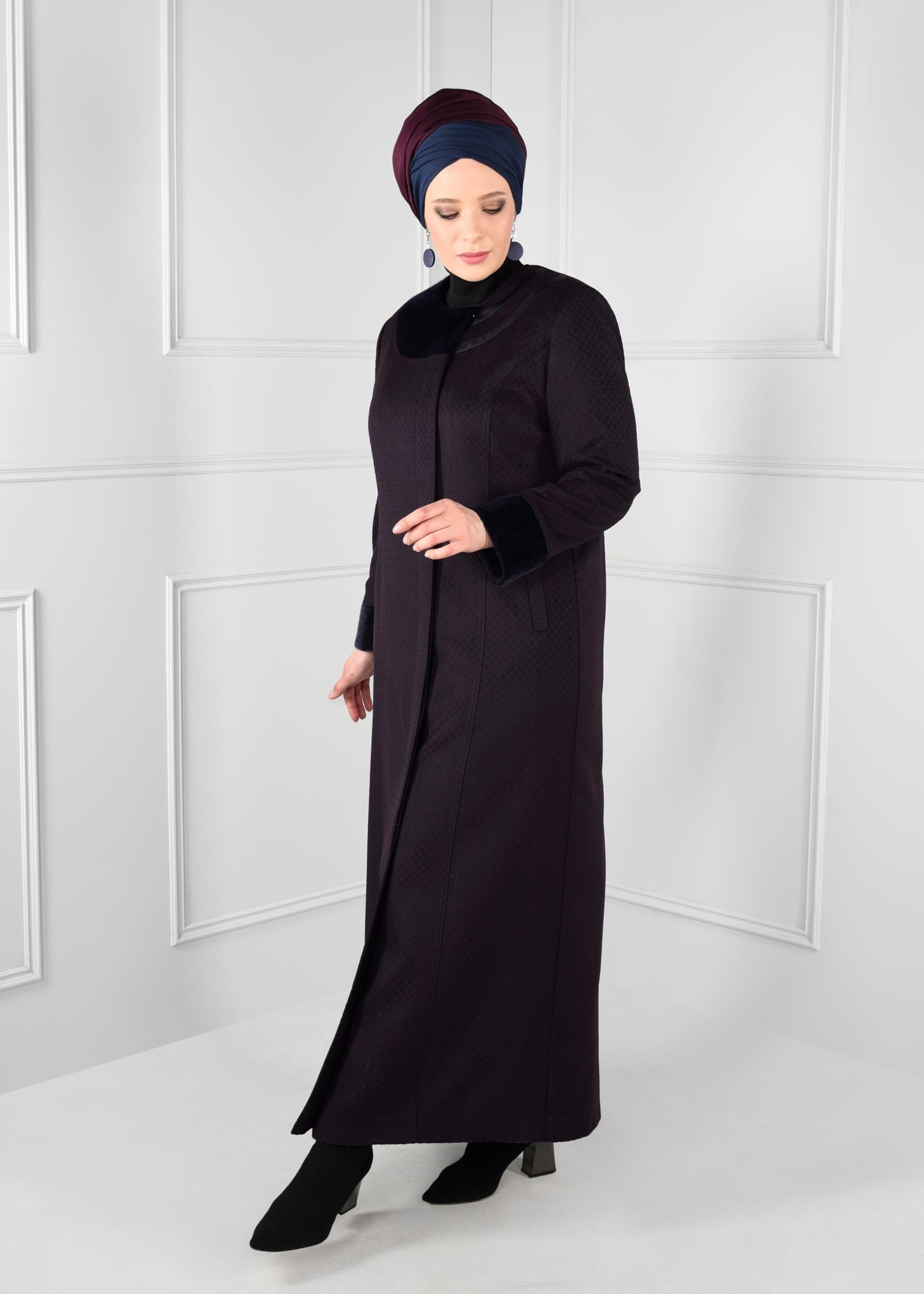 Vêtements hijab BLEU MARINE MANTEAU À CROISÉ DÉTAILLÉ FAUSSE-FOURRURE AVEC POCHES 9724 