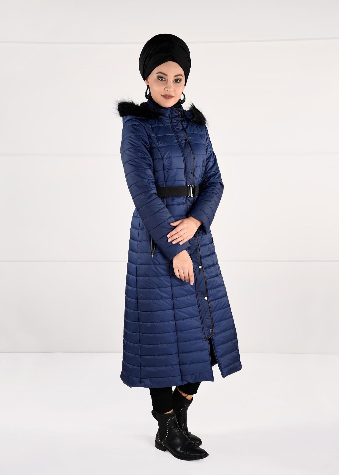 Tesettür giyim LACİVERT ÇITÇITLI CEPLERİ FERMUARLI KAPİTONE MANTO 9746 