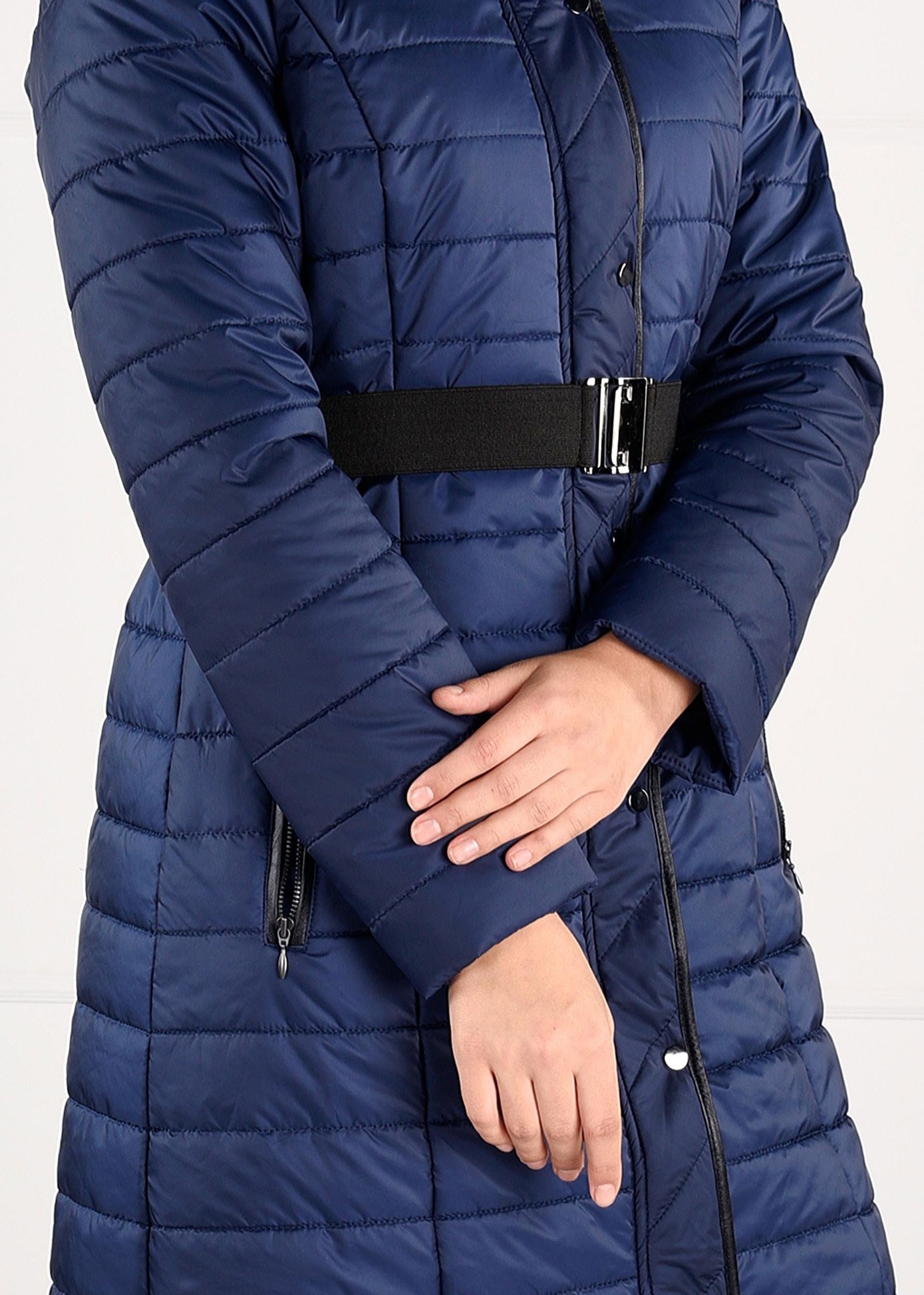 Tesettür giyim LACİVERT ÇITÇITLI CEPLERİ FERMUARLI KAPİTONE MANTO 9746 