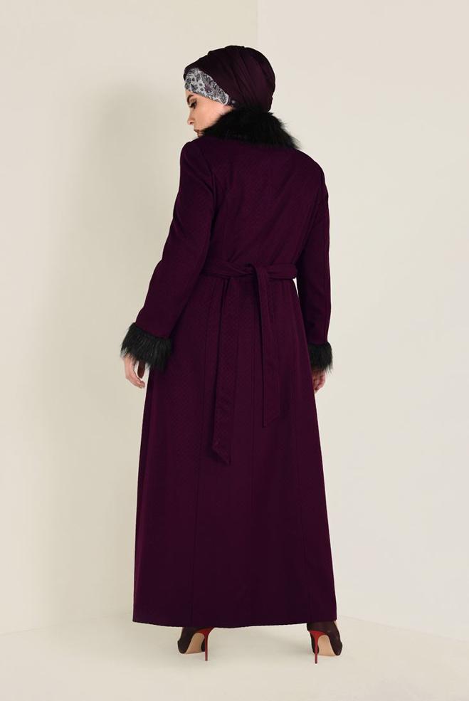 Vêtements hijab POURPRE MANTEAU AVEC DÉTAILLÉS EN FOURRURE 9755 - ALVİNA