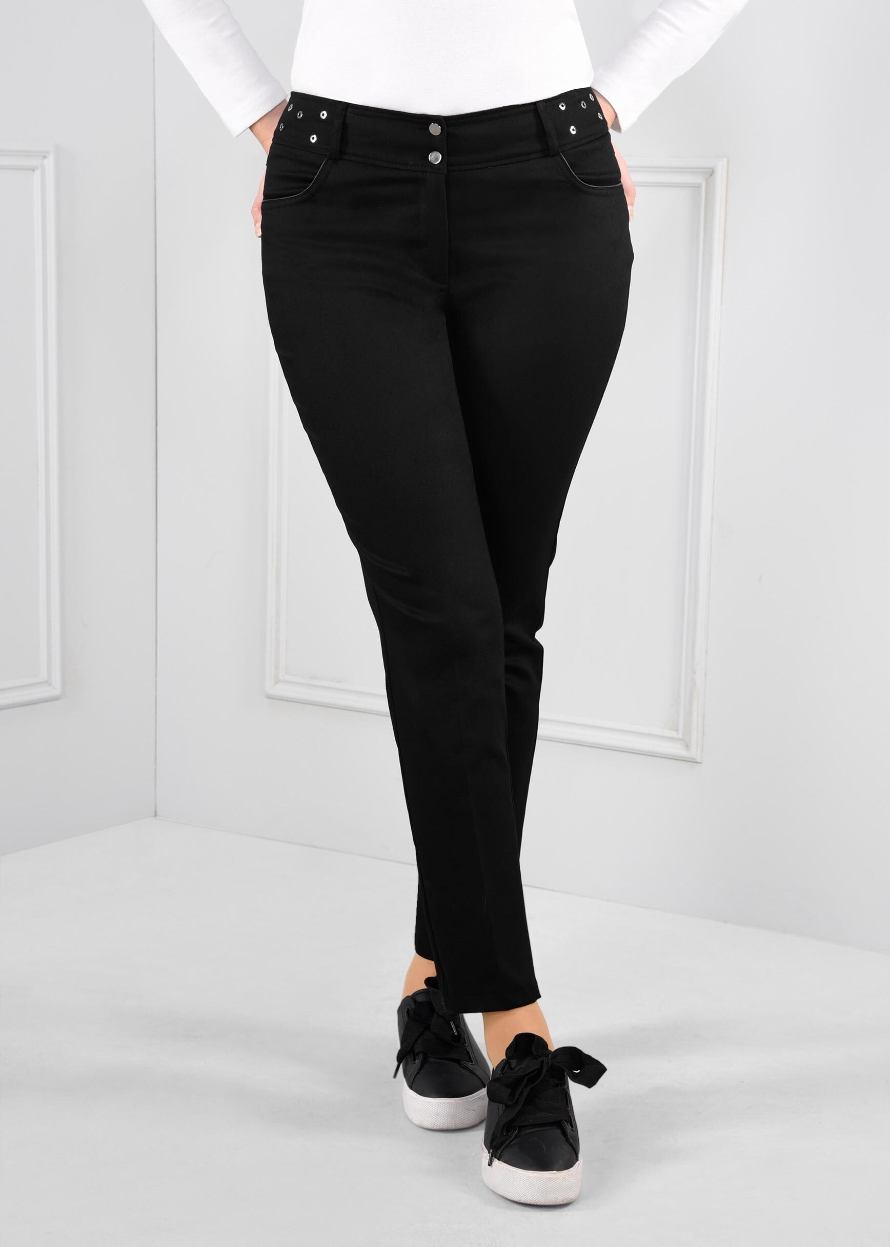 Tesettür giyim SİYAH BELİ KUŞ GÖZÜ DETAYLI DÜĞMELİ DAR PAÇA PANTOLON 7100