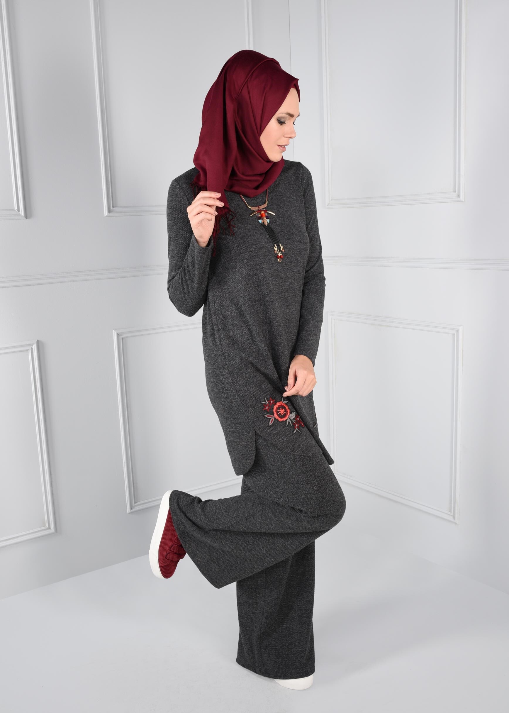 Tesettür giyim GRİ SALAŞ KESİM ÖRME PANTOLON 7216