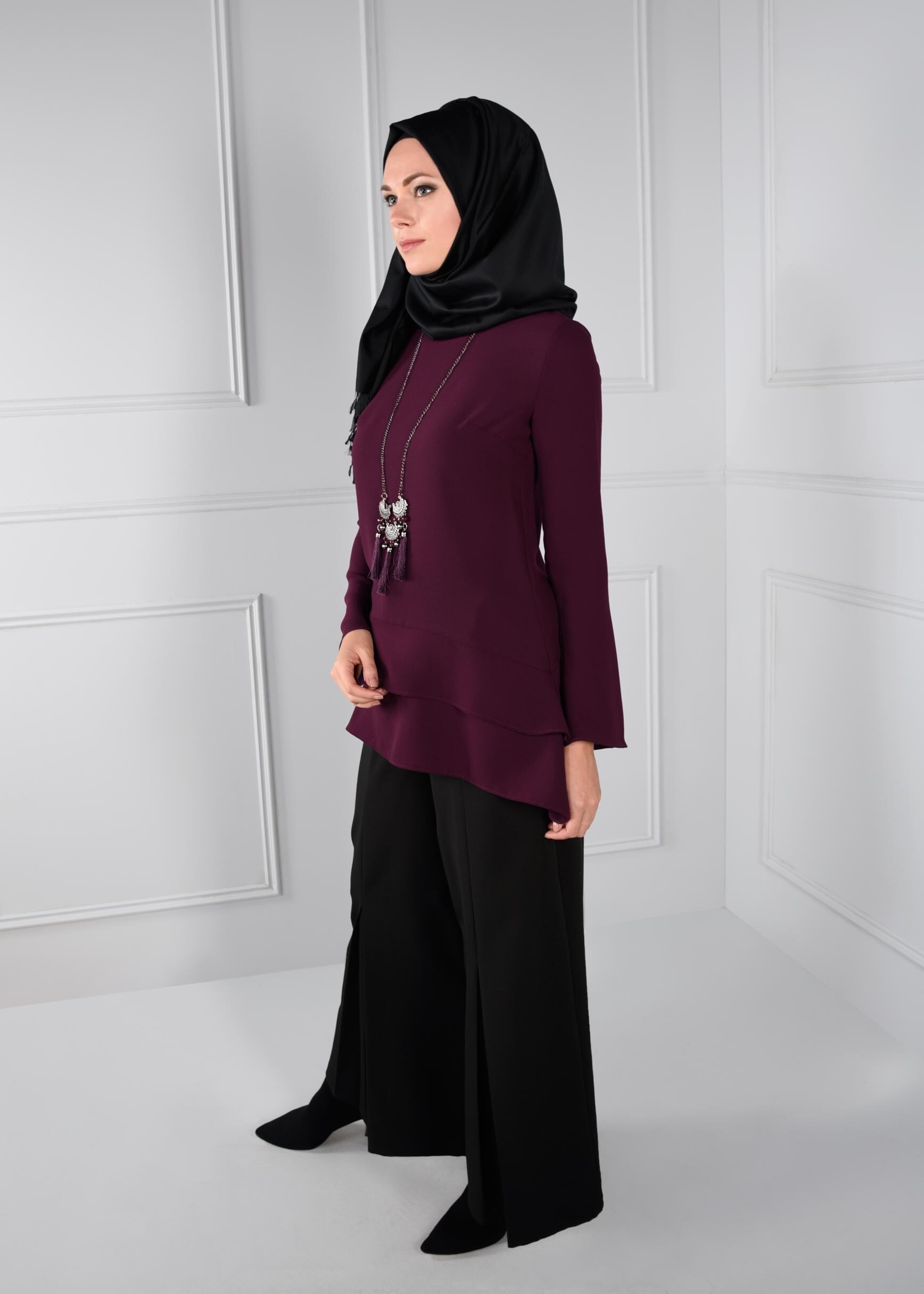 Tesettür giyim SİYAH GİZLİ YIRTMAÇ DETAYLI GENİŞ PAÇA SALAŞ PANTOLON 7221 