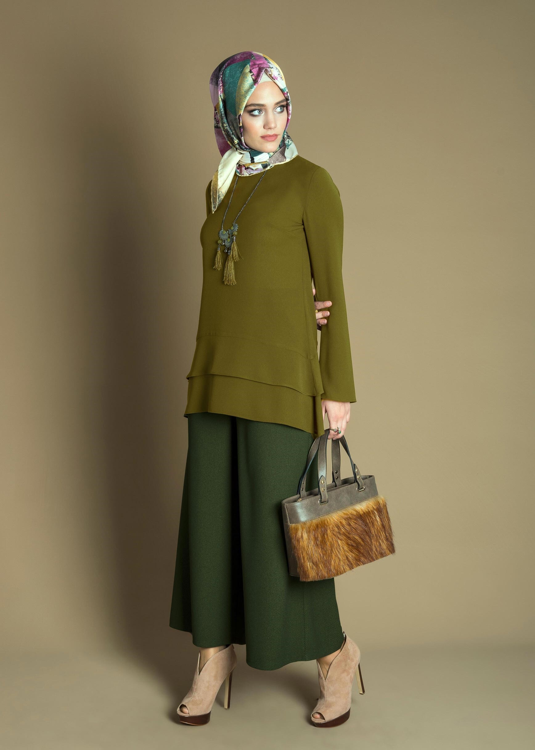 Tesettür giyim HAKİ GENİŞ KESİM SALAŞ PANTOLON 7234